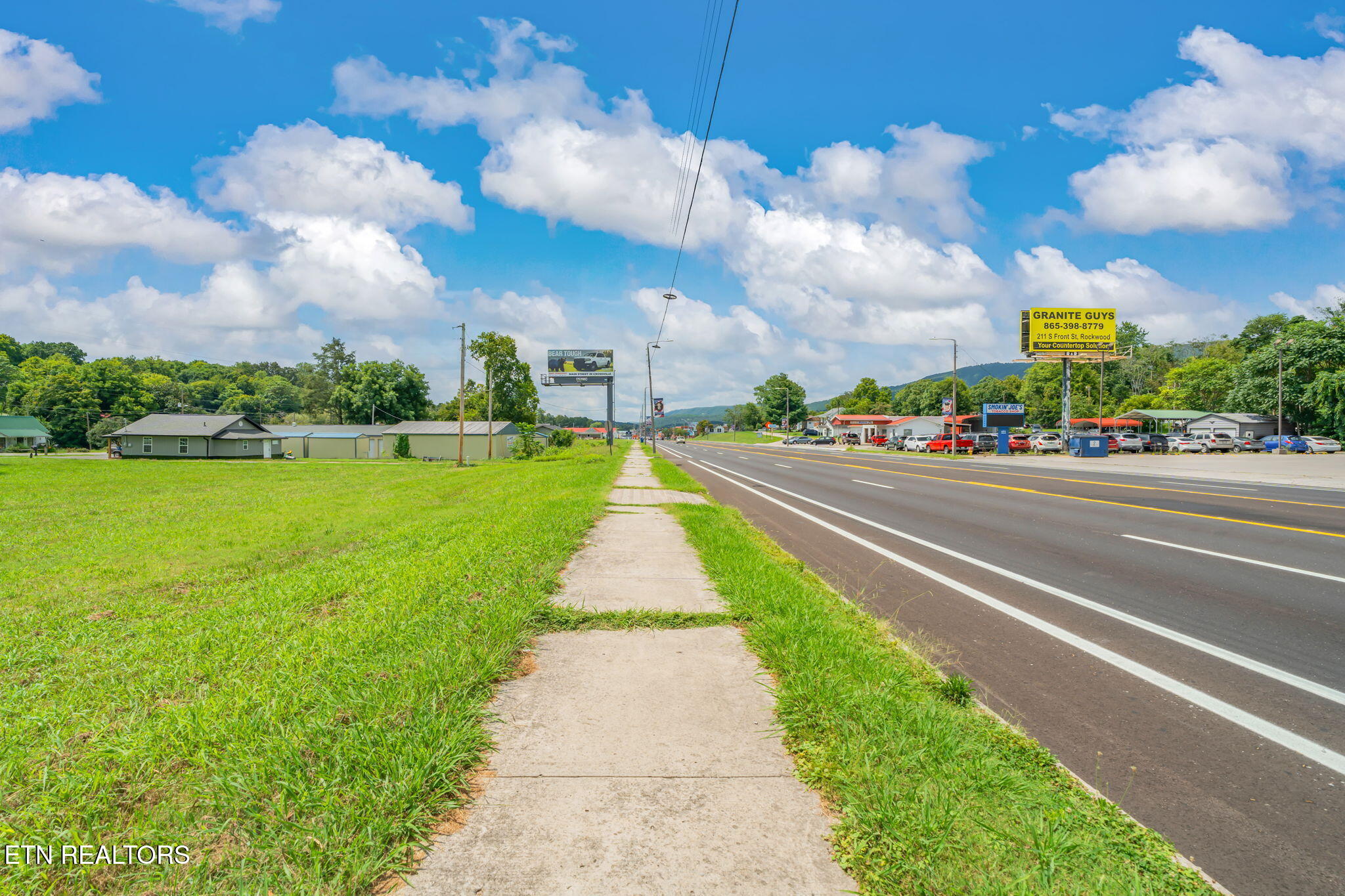 706 N Gateway Avenue Rockwood TN 37854