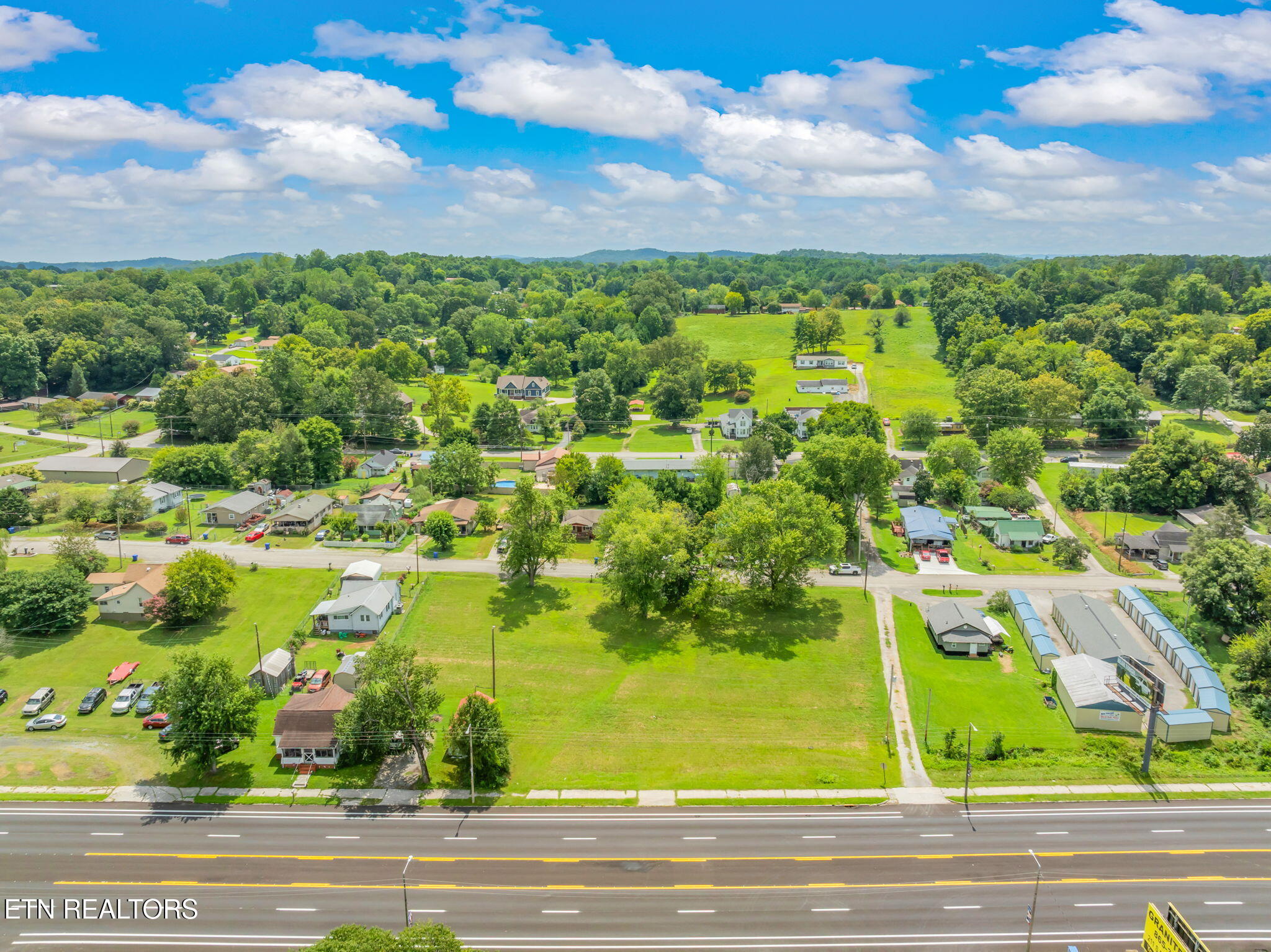 706 N Gateway Avenue Rockwood TN 37854