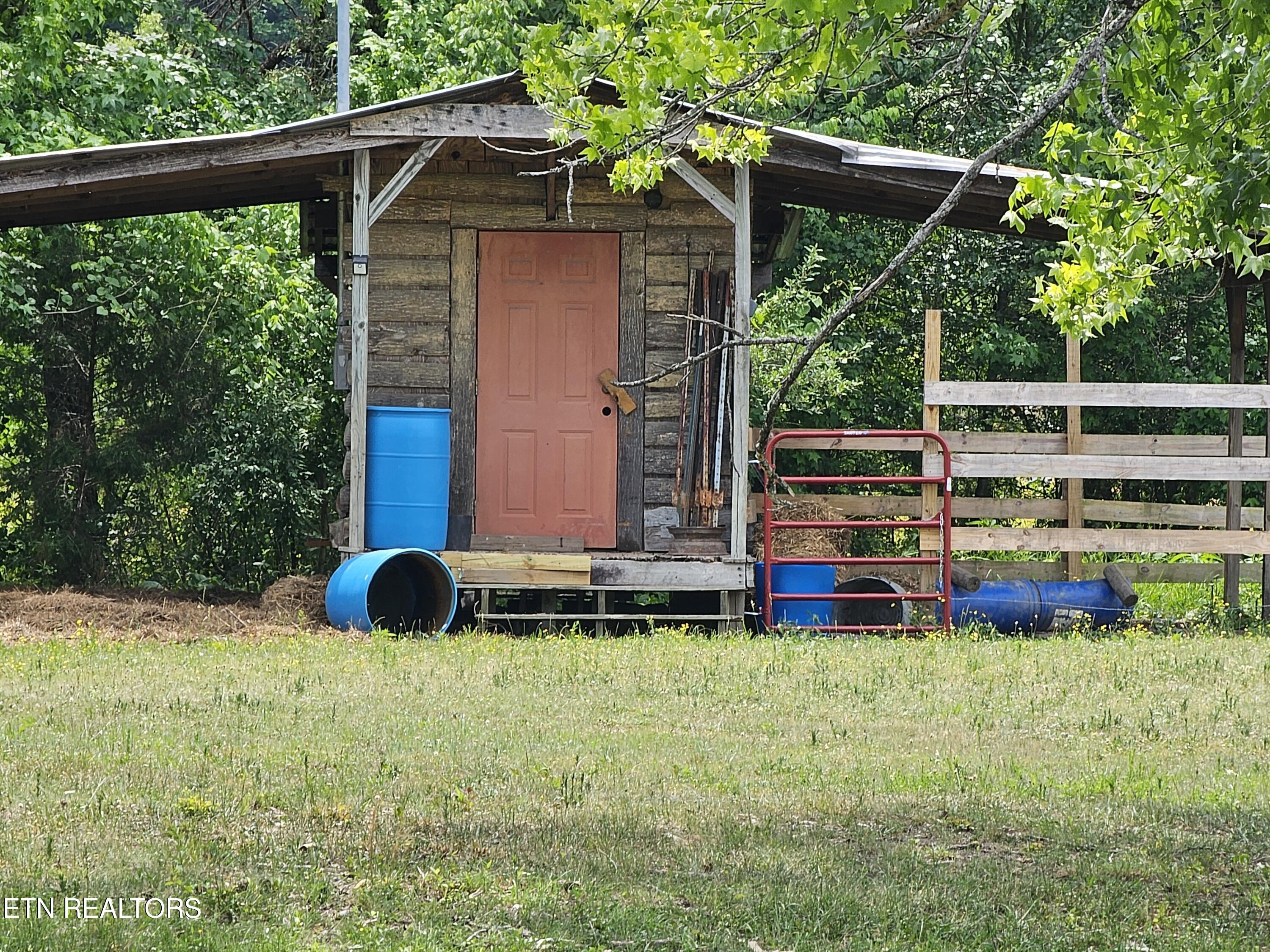 275 Republican Hill Road Newcomb TN 37819
