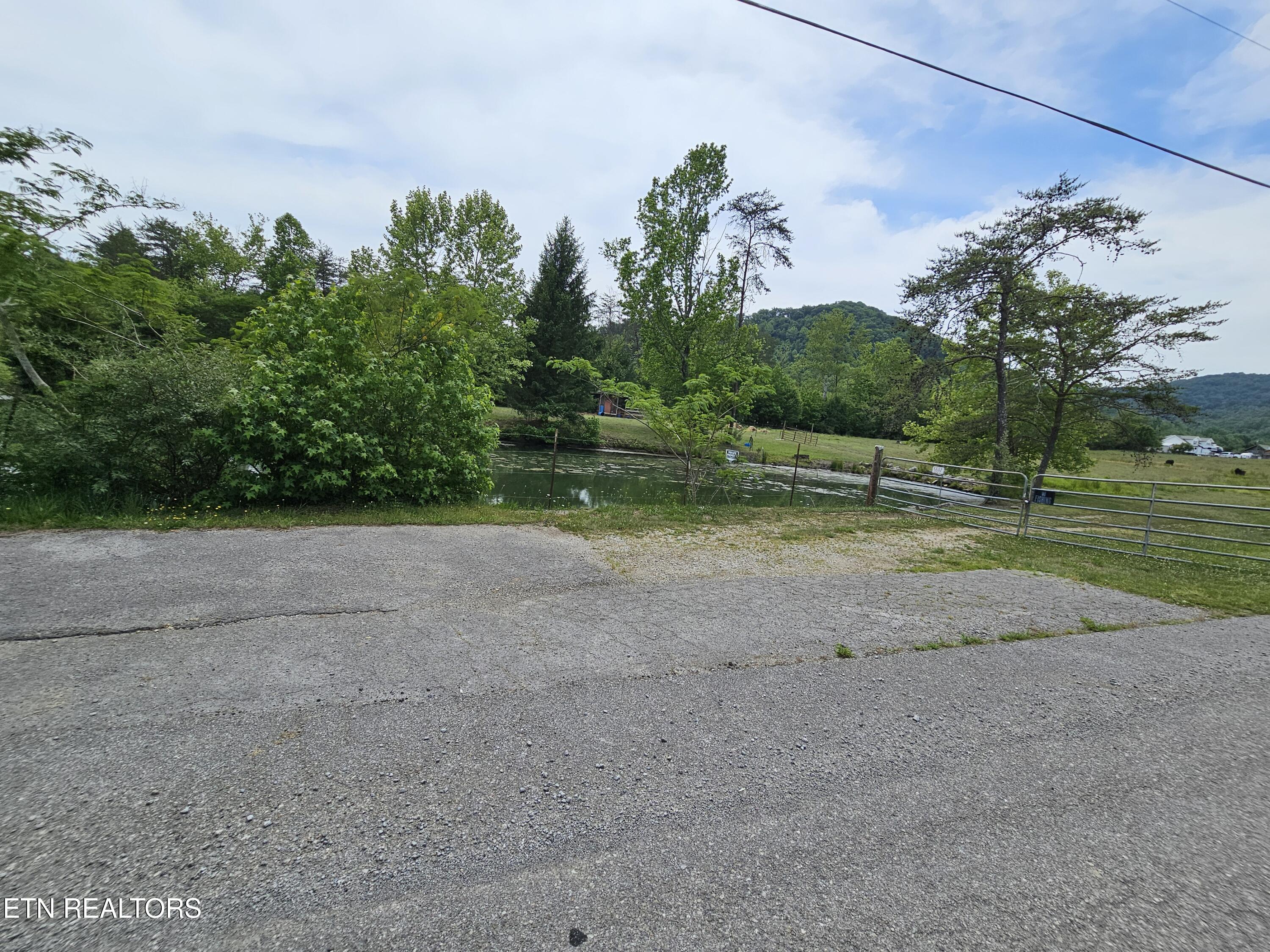 275 Republican Hill Road Newcomb TN 37819