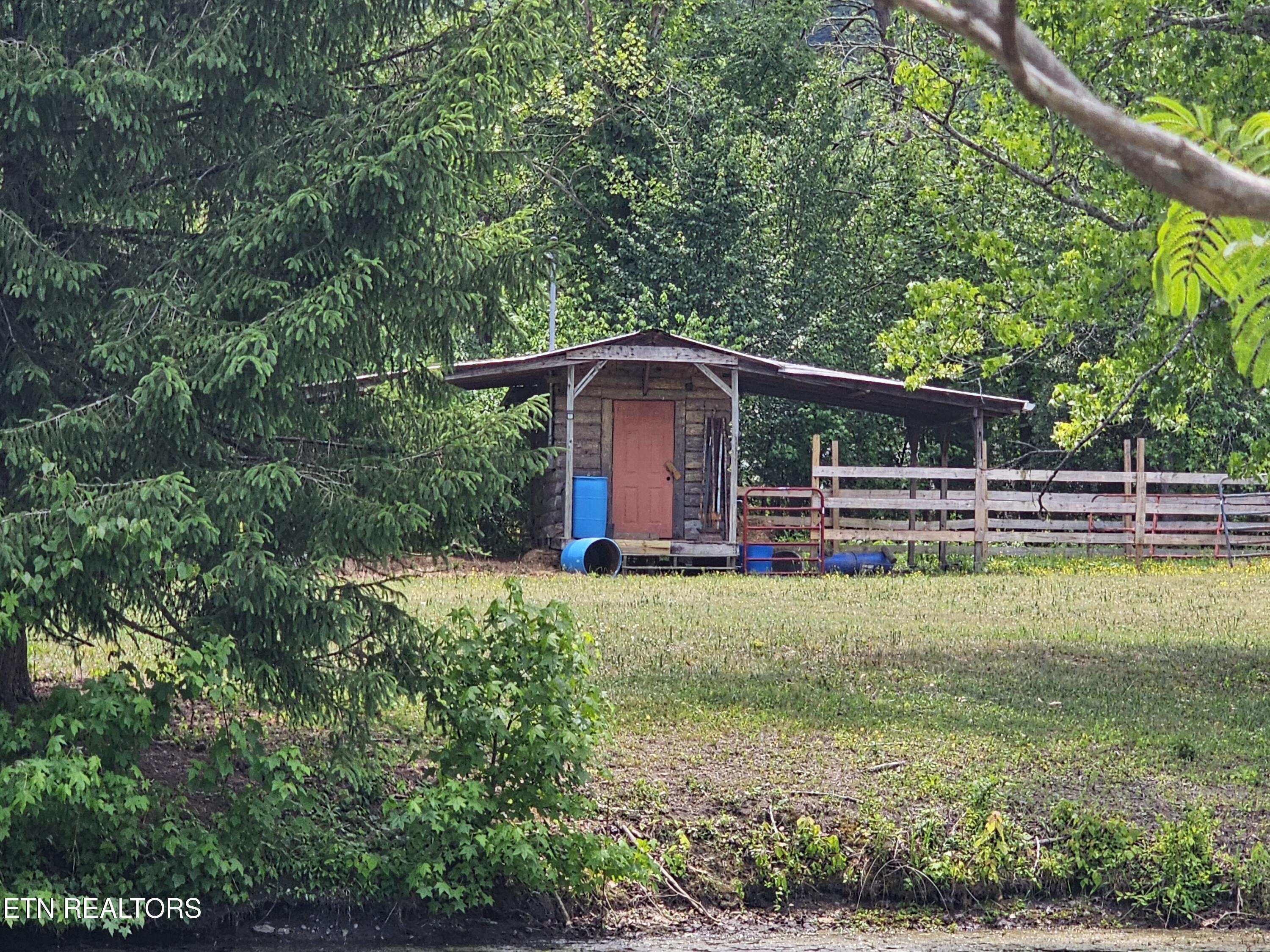 275 Republican Hill Road Newcomb TN 37819
