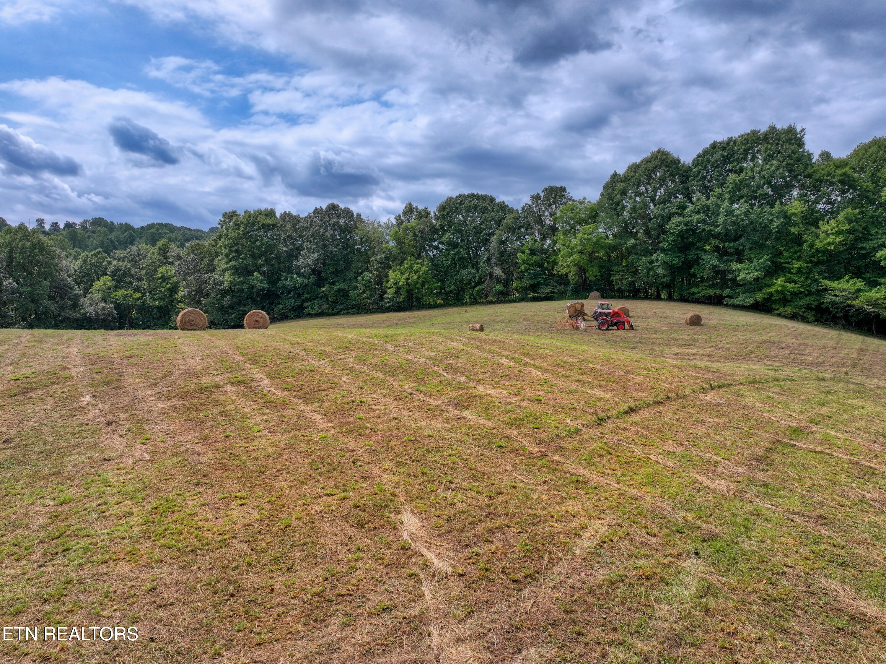 303 Tar Town Hollow Lane Lafollette TN 37766