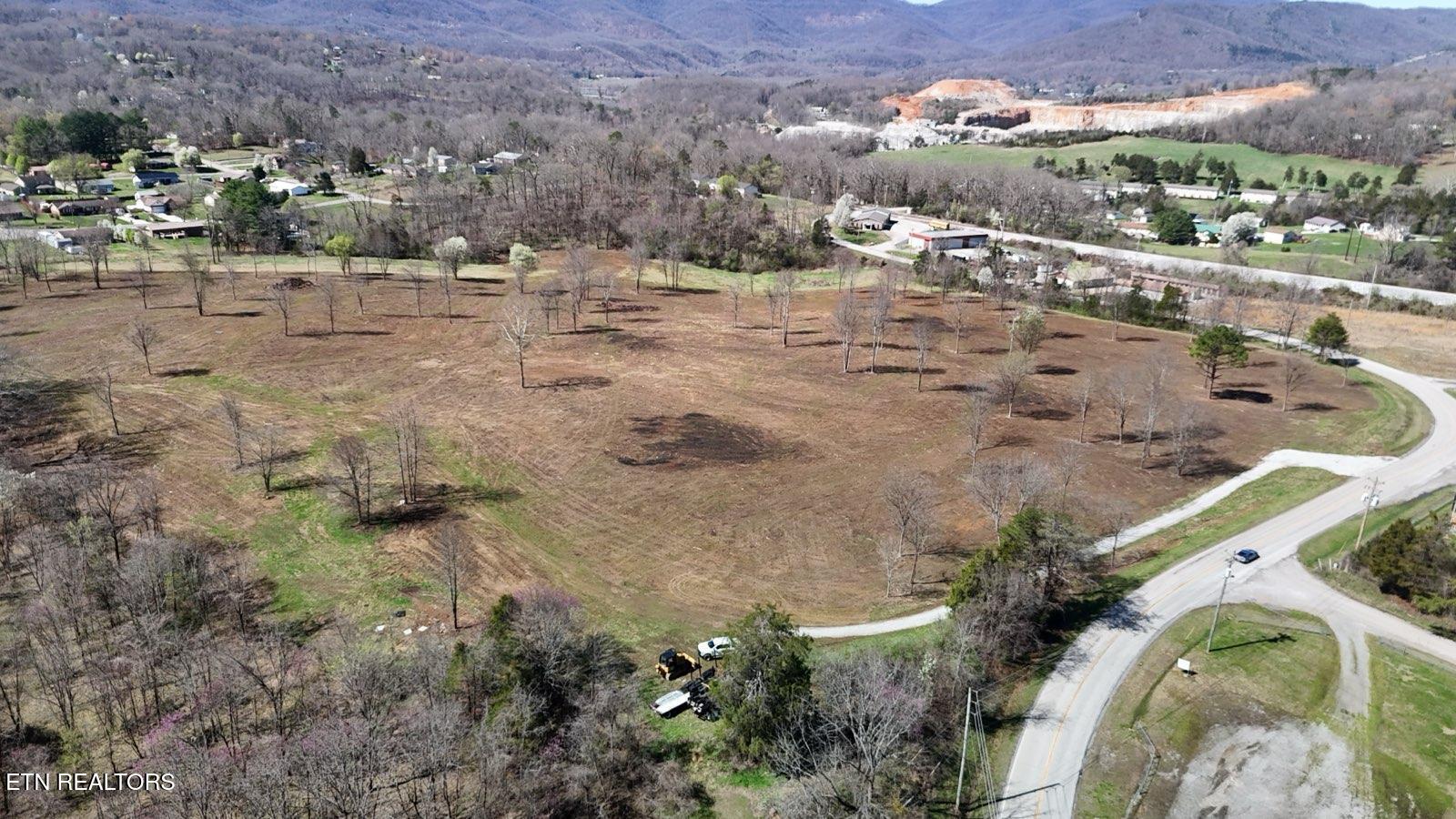 Stone Mill Tracts 5 & 6 Road Jacksboro TN 37757