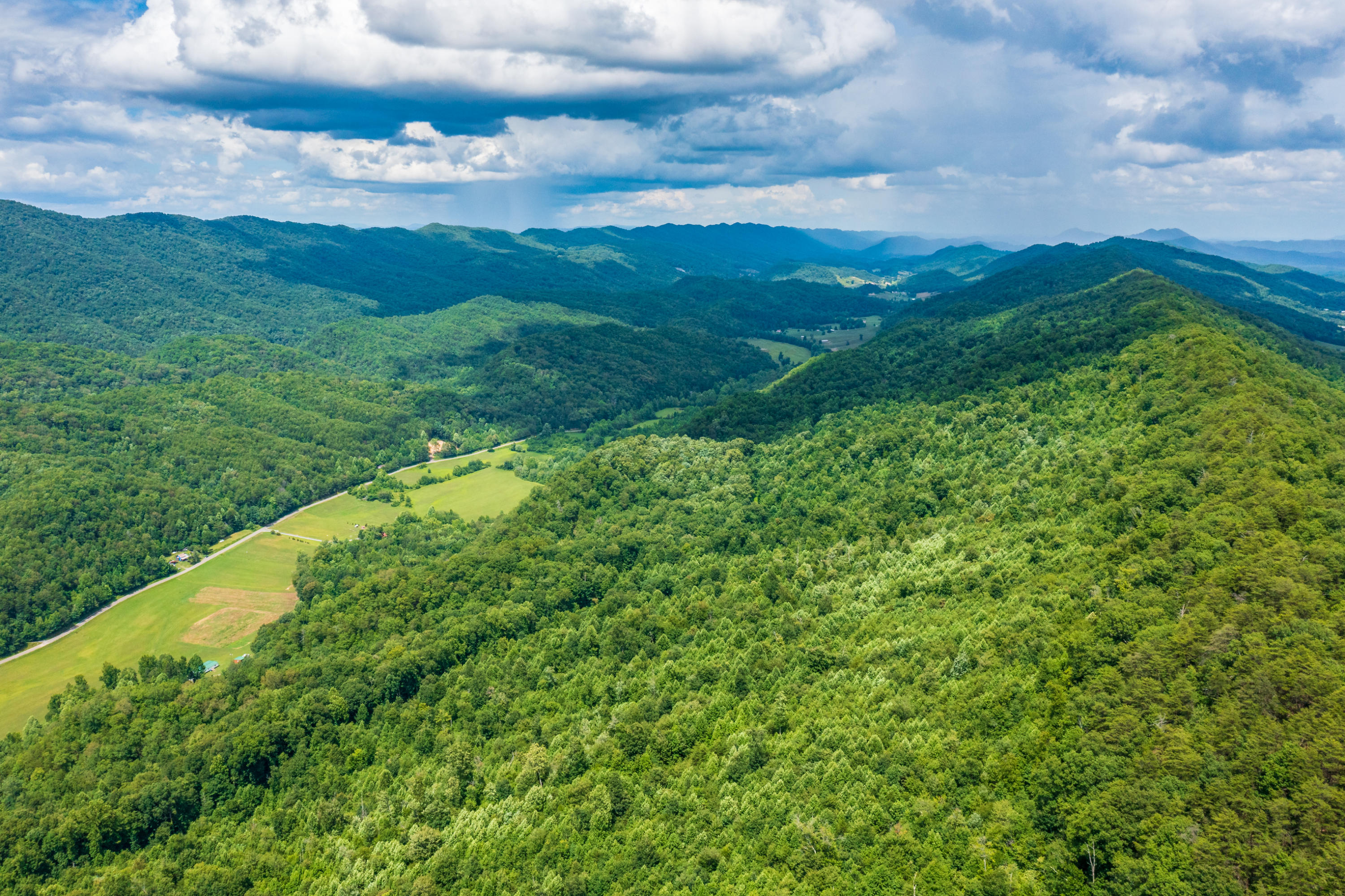 Spruce Pine (330 Acres) Road Mooresburg TN 37811