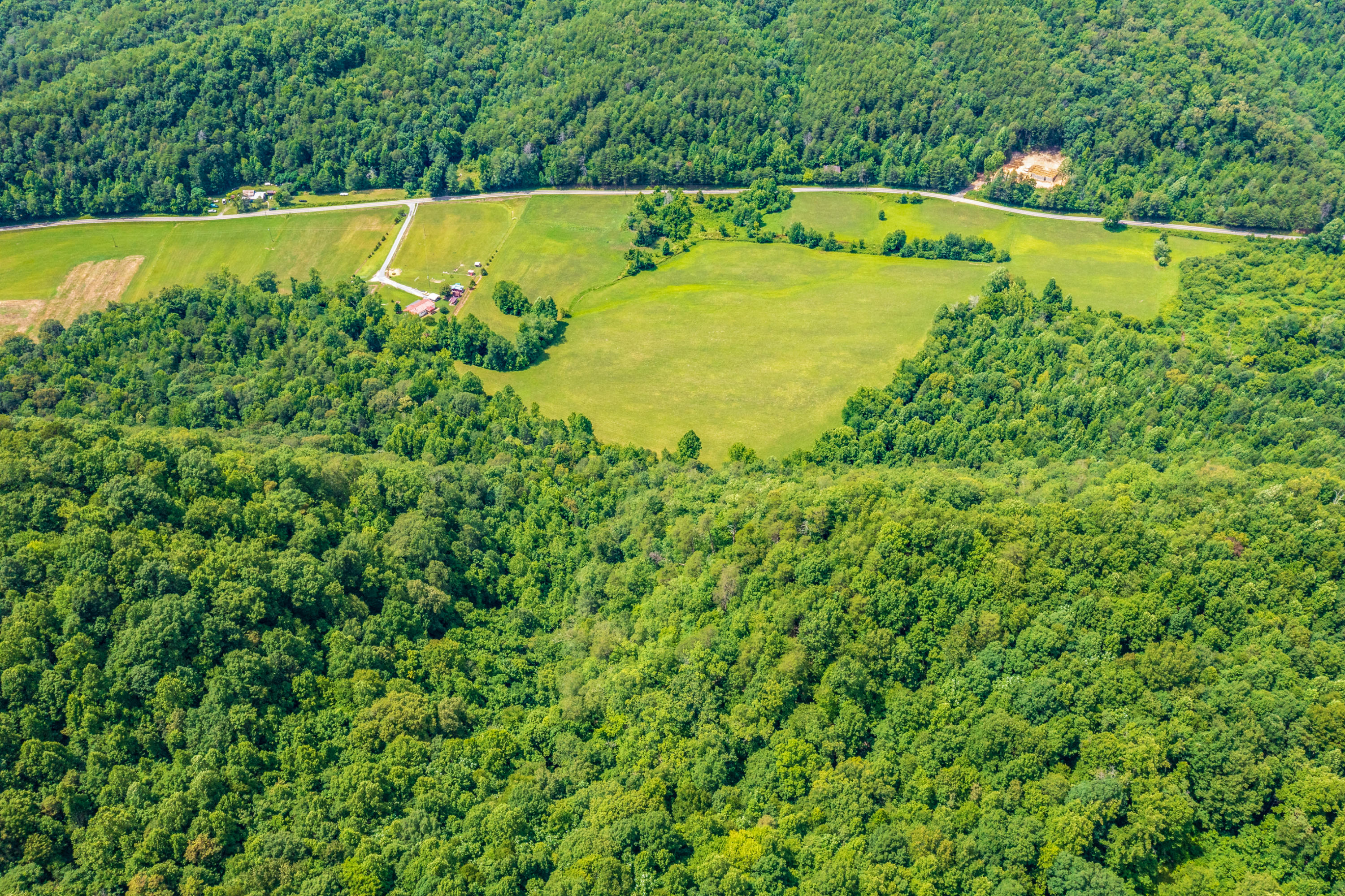 Spruce Pine (330 Acres) Road Mooresburg TN 37811