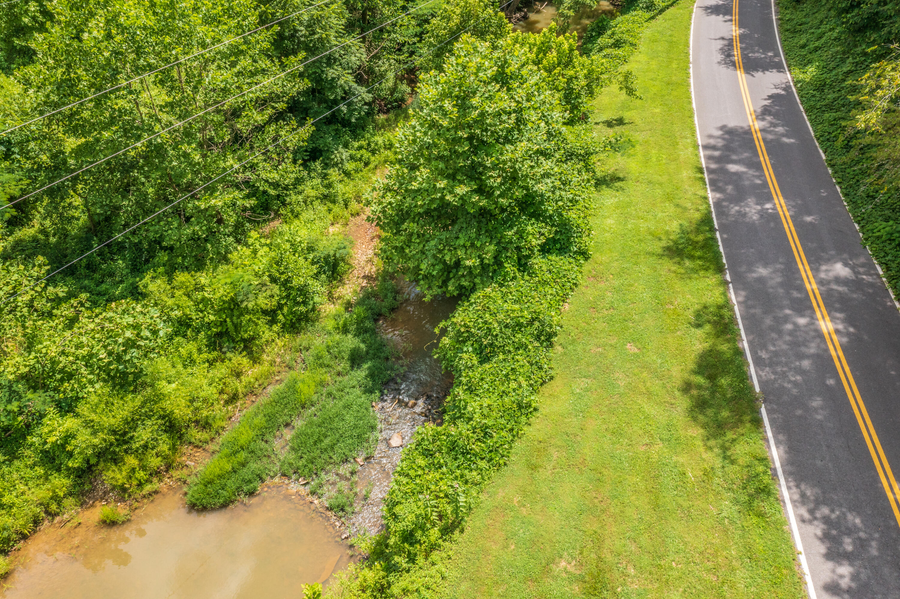 Spruce Pine (330 Acres) Road Mooresburg TN 37811