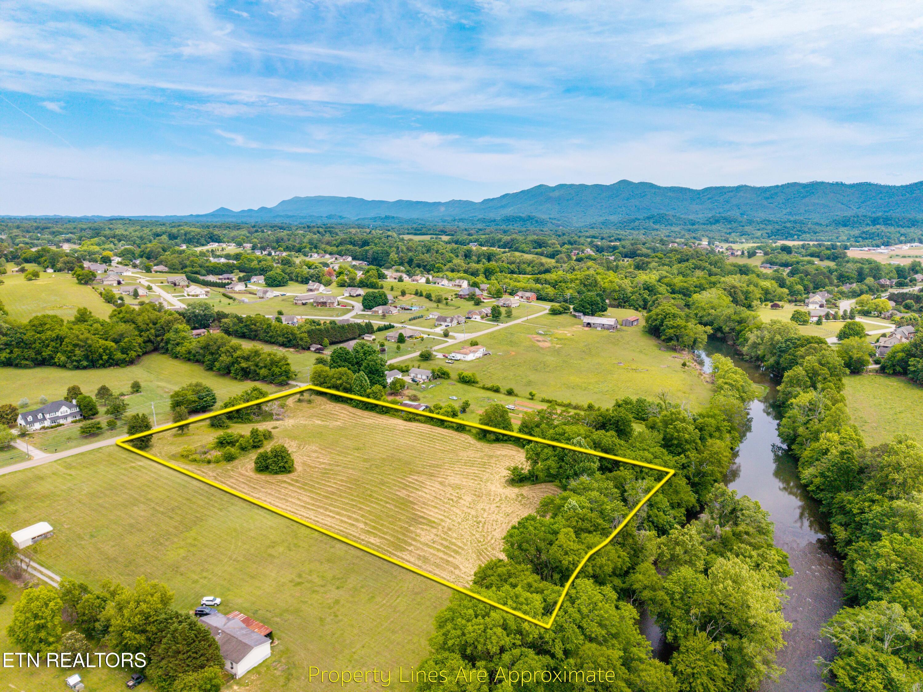 332 River Ford Road Maryville TN 37804