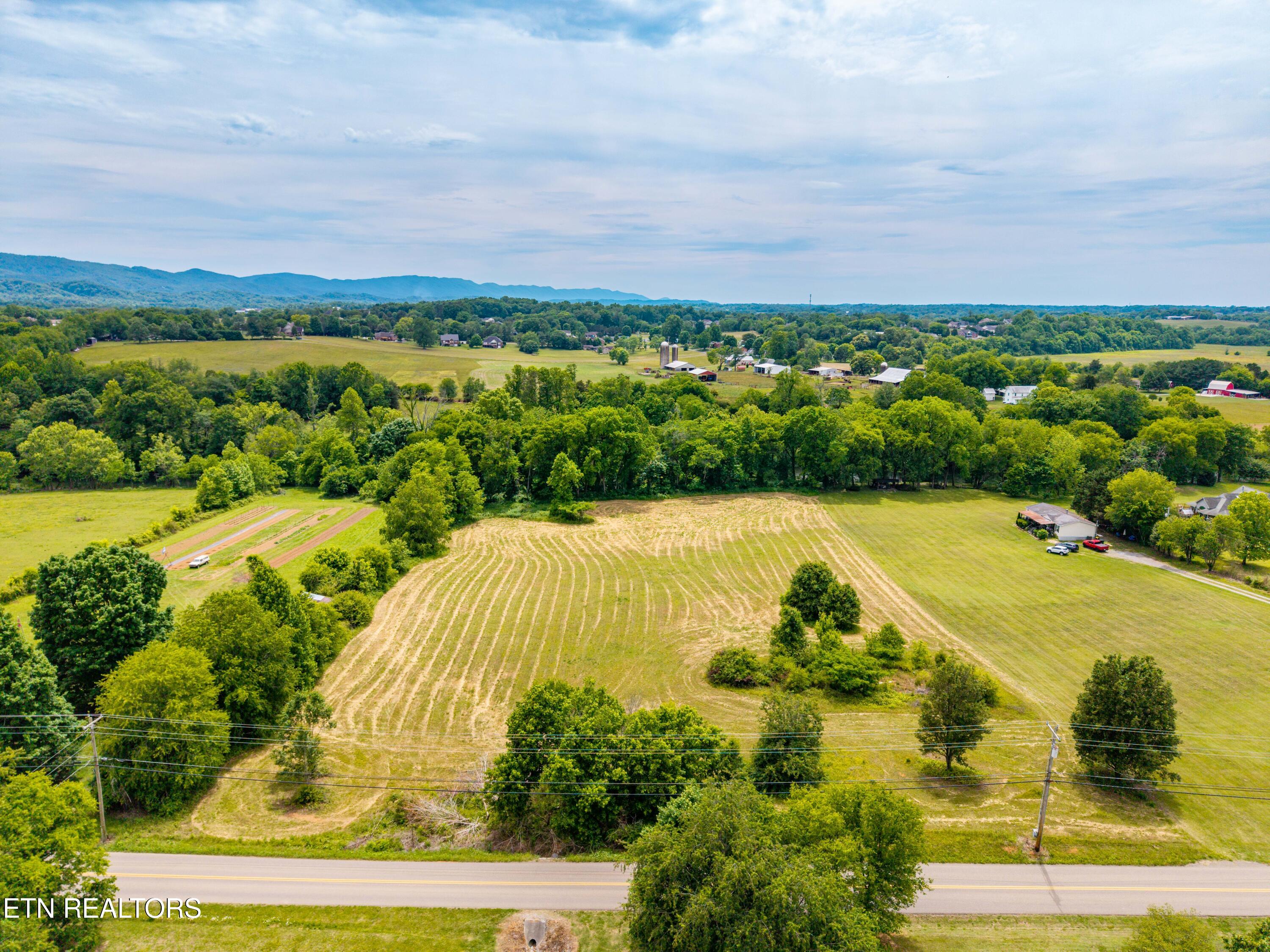 332 River Ford Road Maryville TN 37804