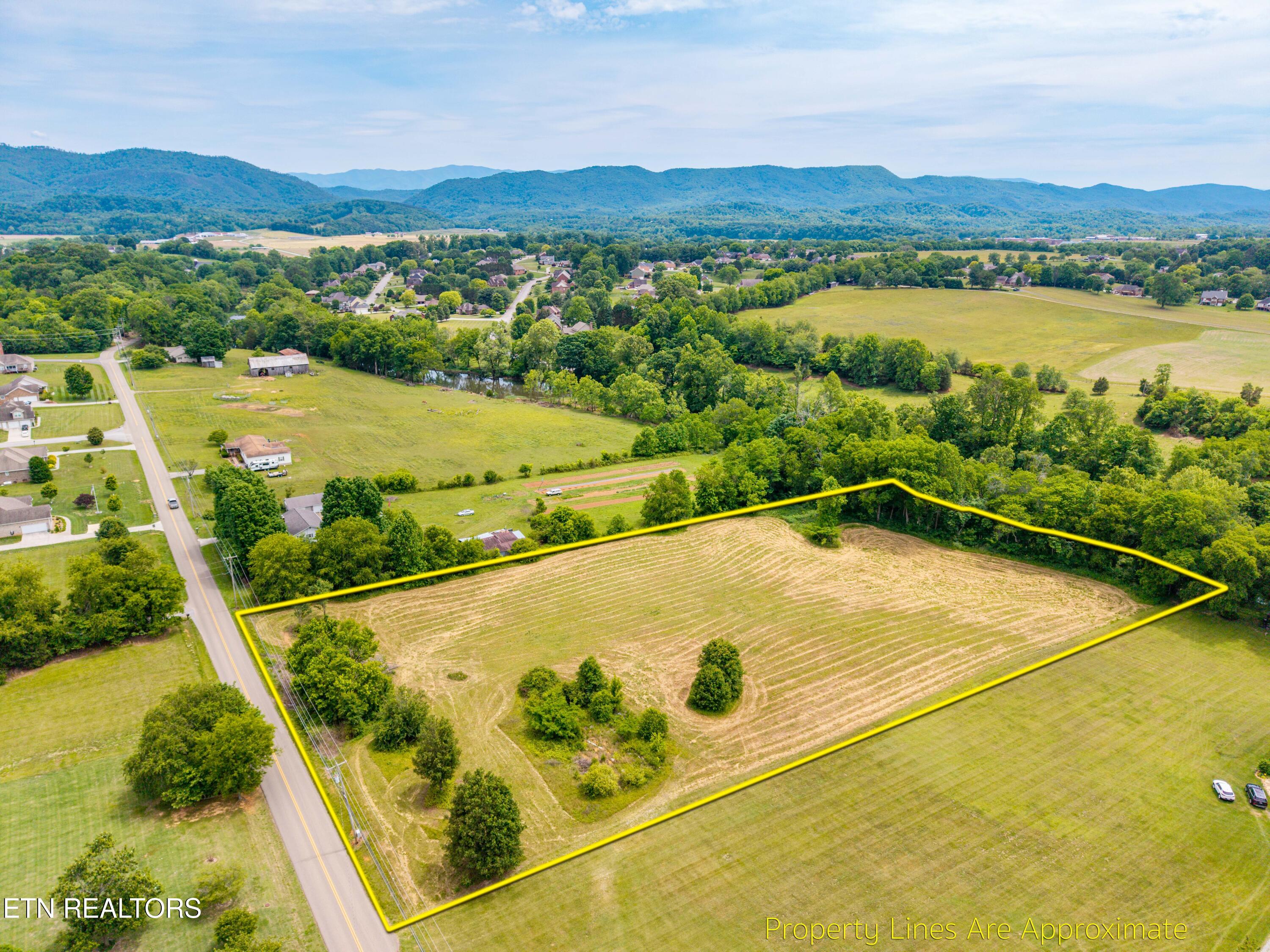 332 River Ford Road Maryville TN 37804