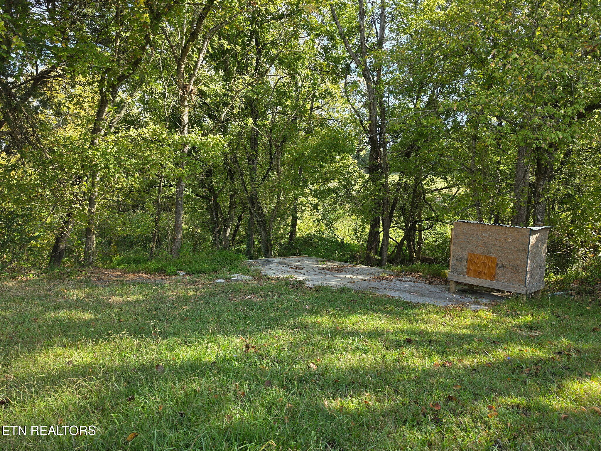 2285 Douglas Dam Road Pigeon Forge TN 37876