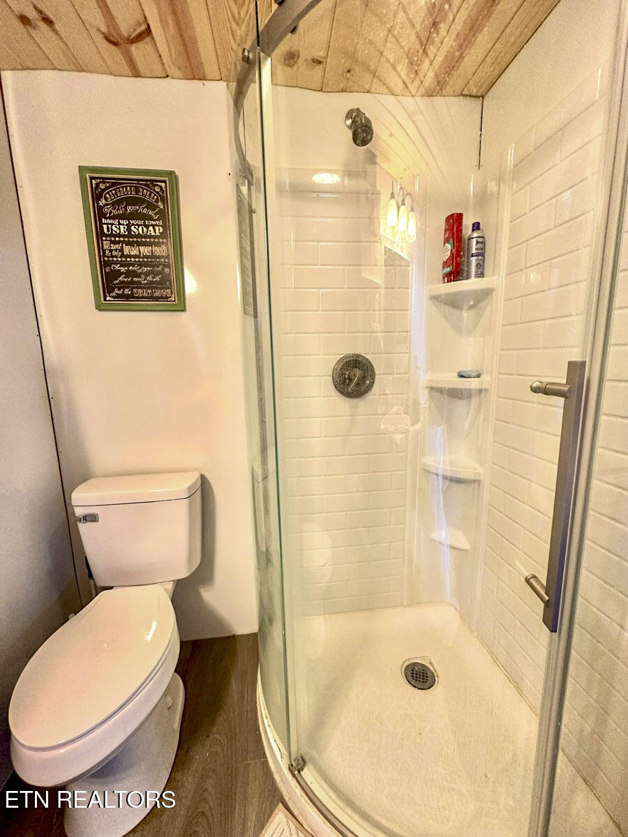 613 Ross Drive Dandridge TN 37725