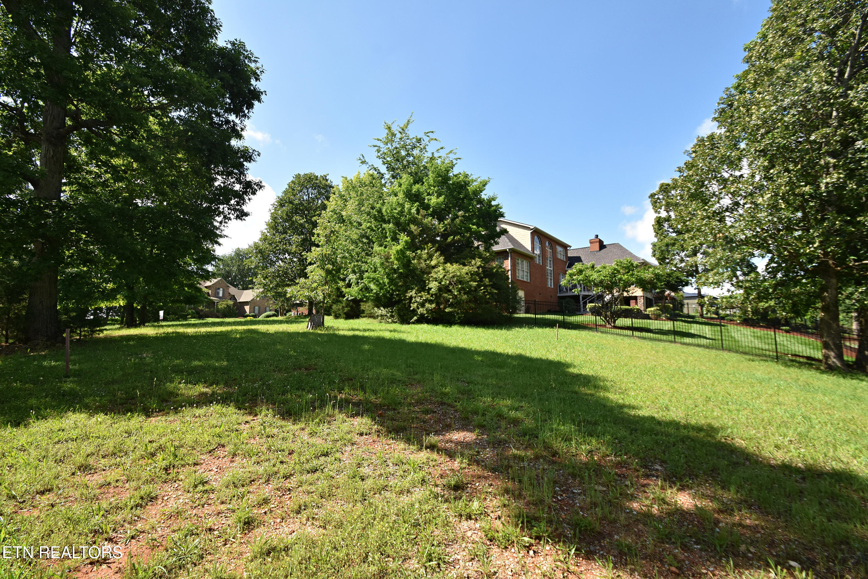 355 Conkinnon Drive Lenoir City TN 37772