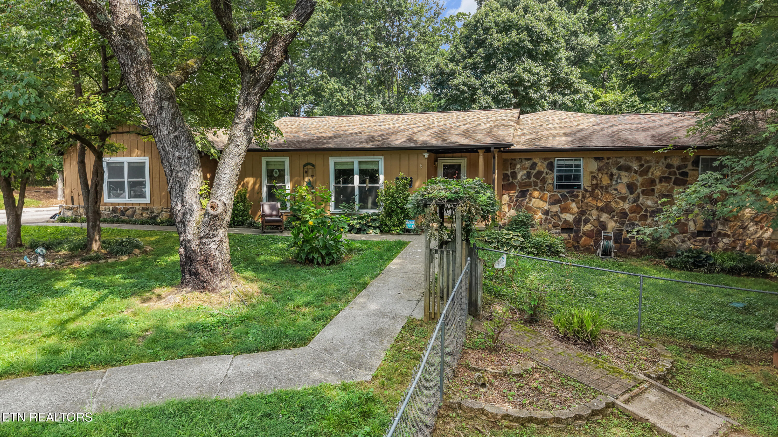 Knoxville TN 37932
