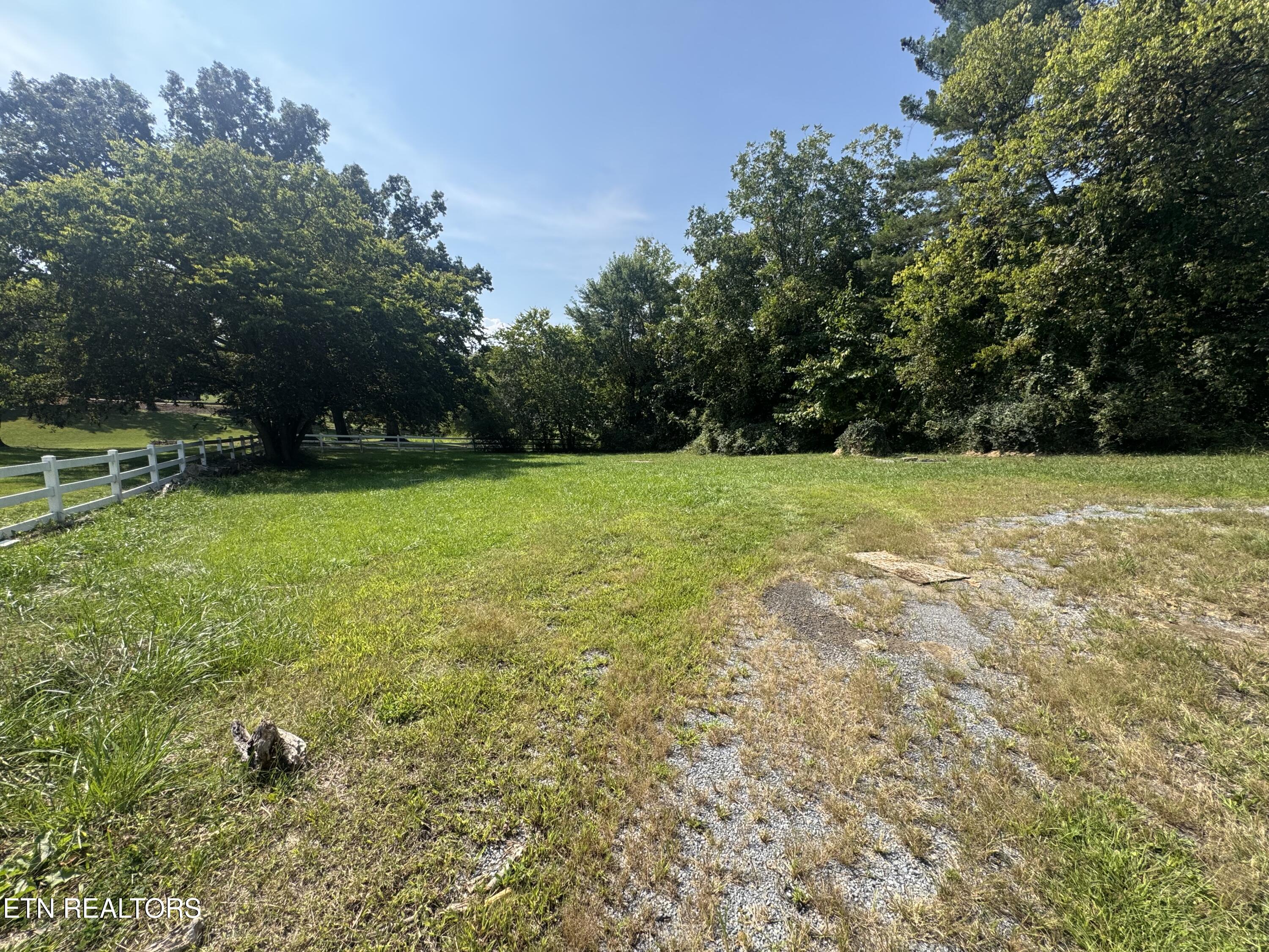 587 North Street Newport TN 37821