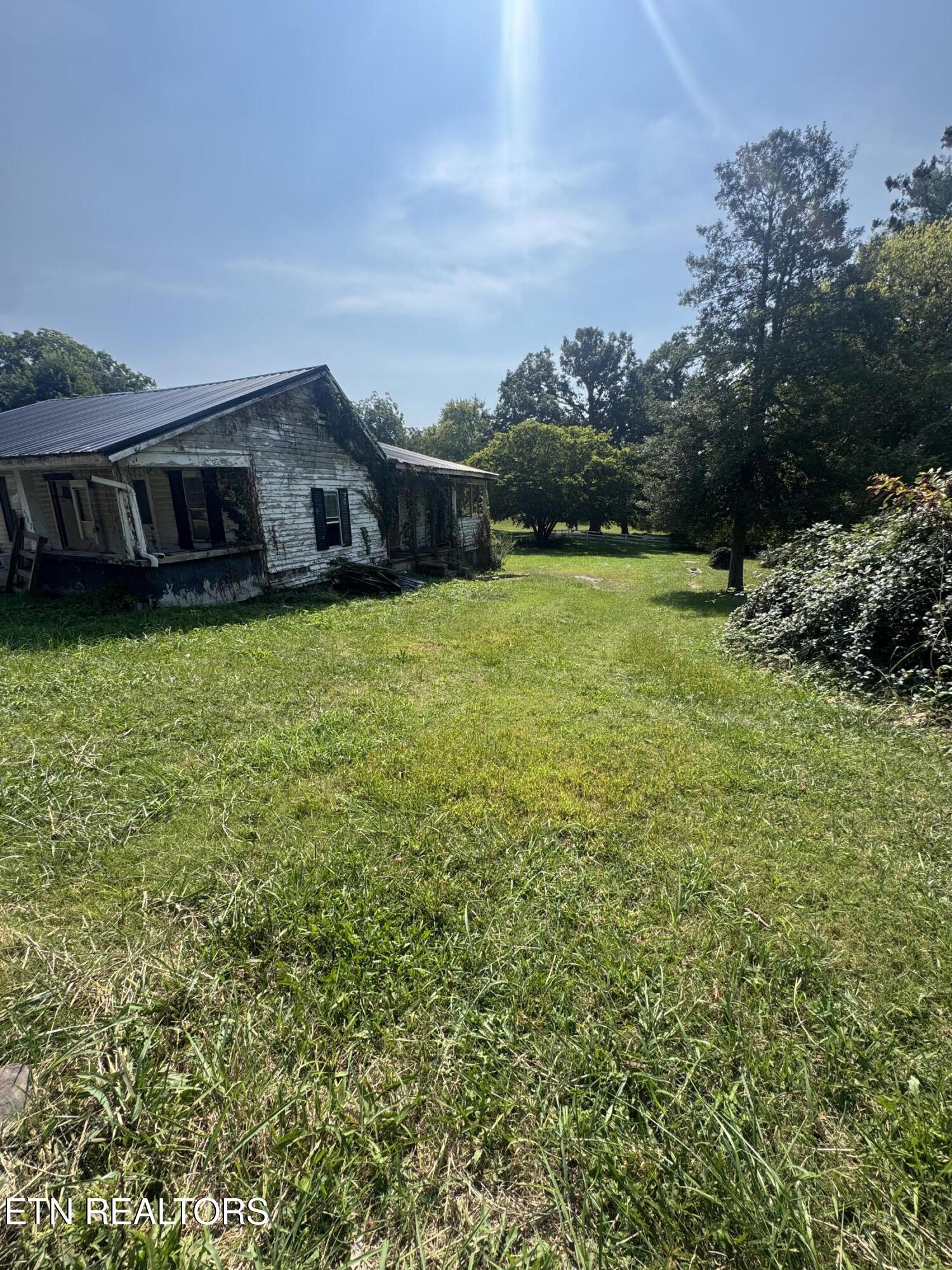 587 North Street Newport TN 37821