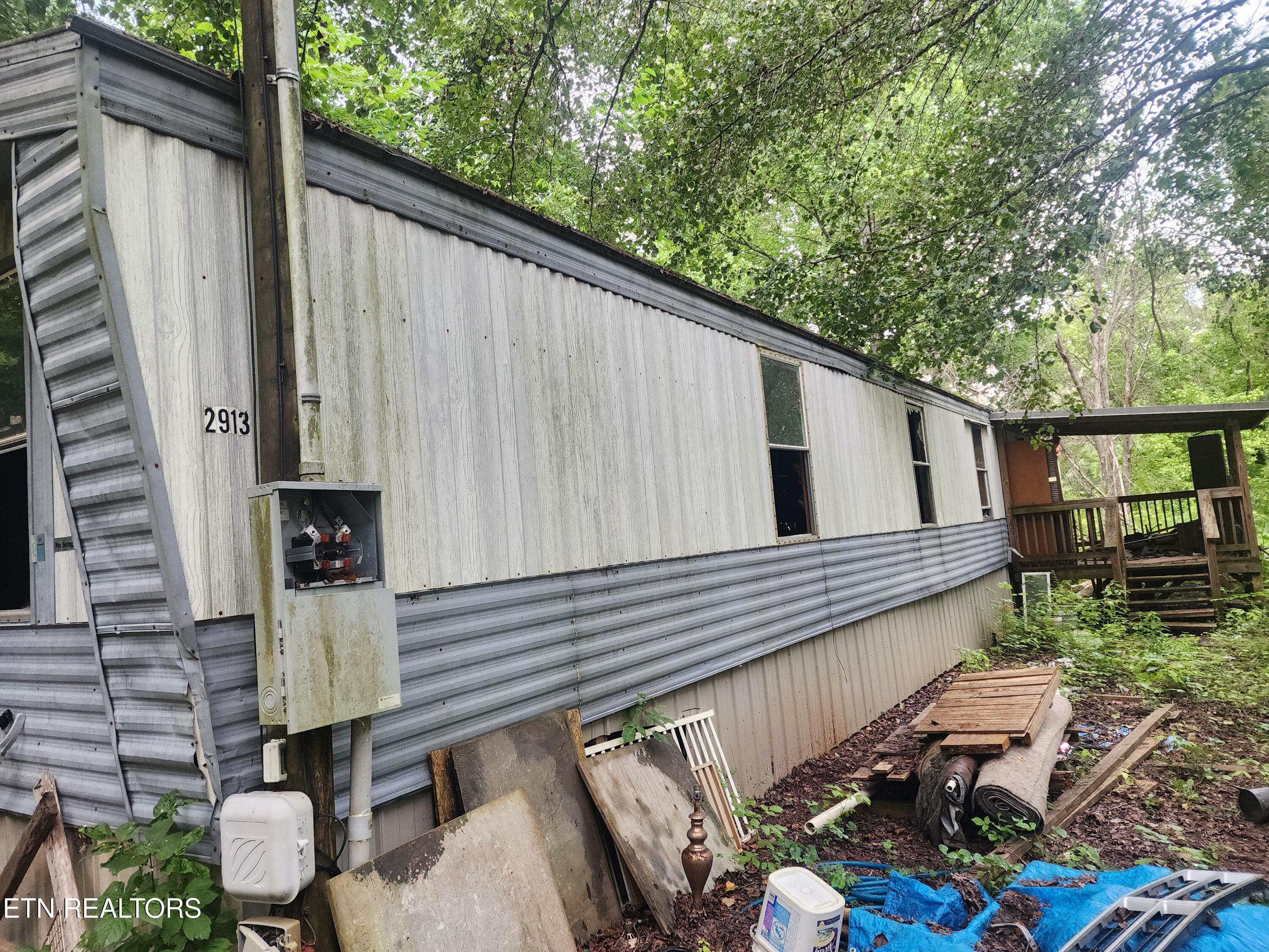 136 Sugar Road Oliver Springs TN 37840