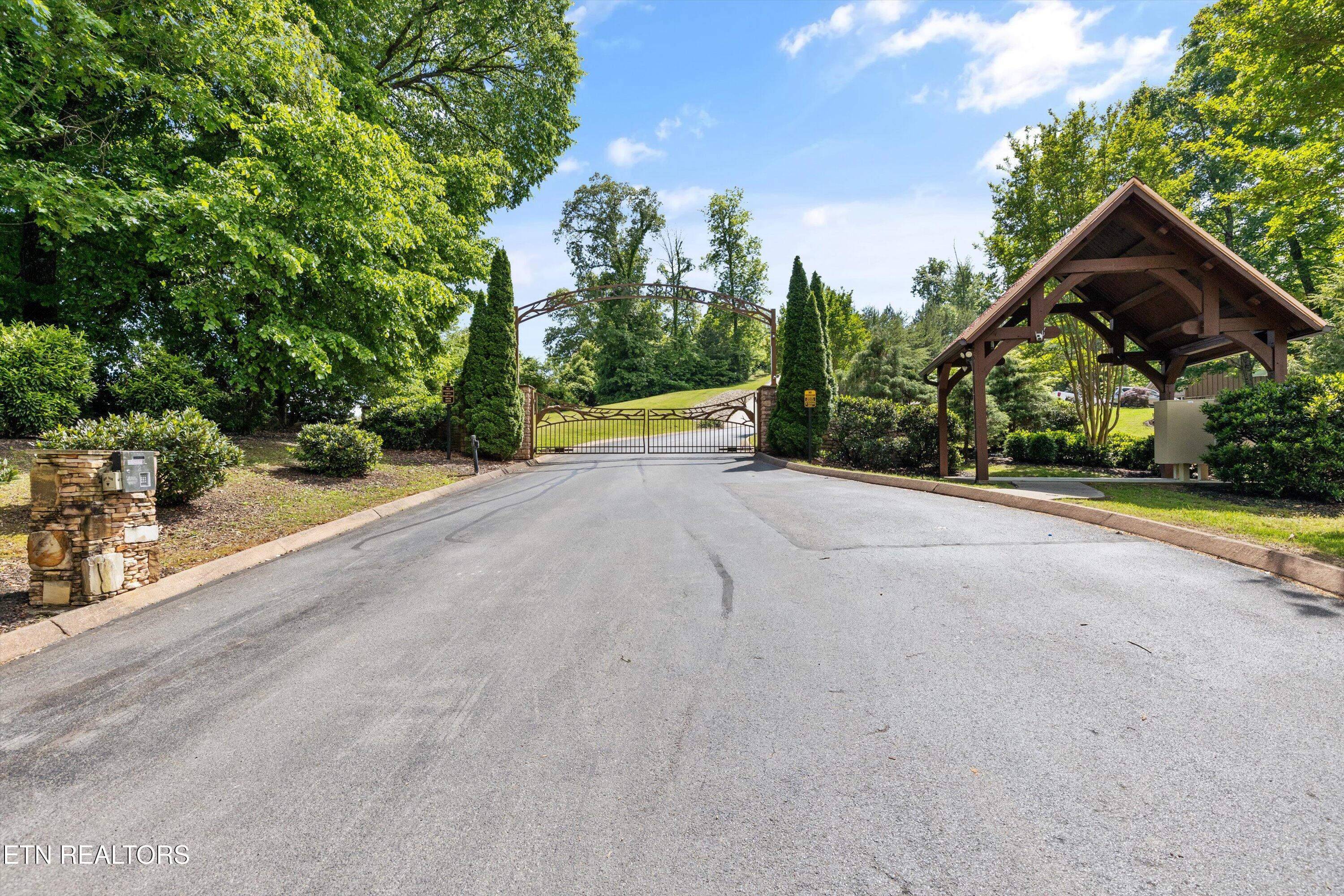 98 Cow Poke Lane Rutledge TN 37861