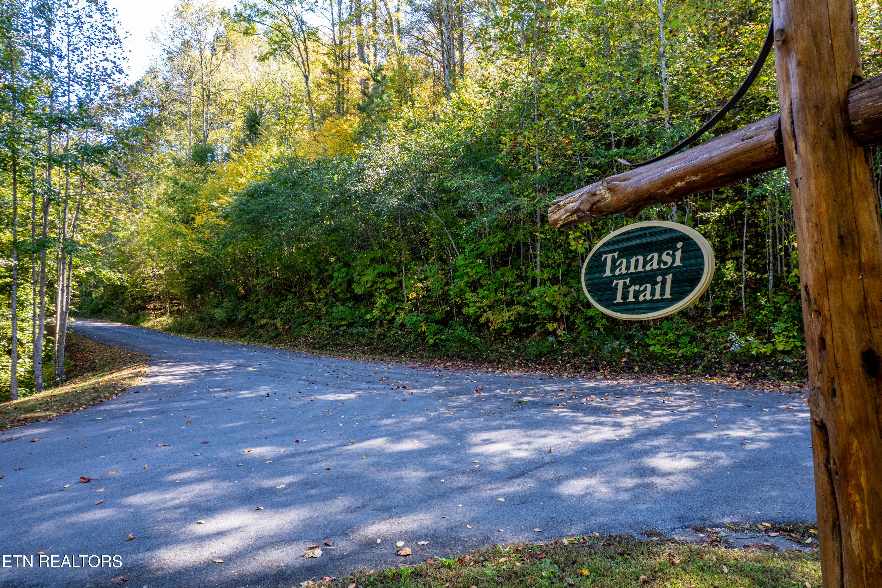 716 Tanasi Trail Townsend TN 37882