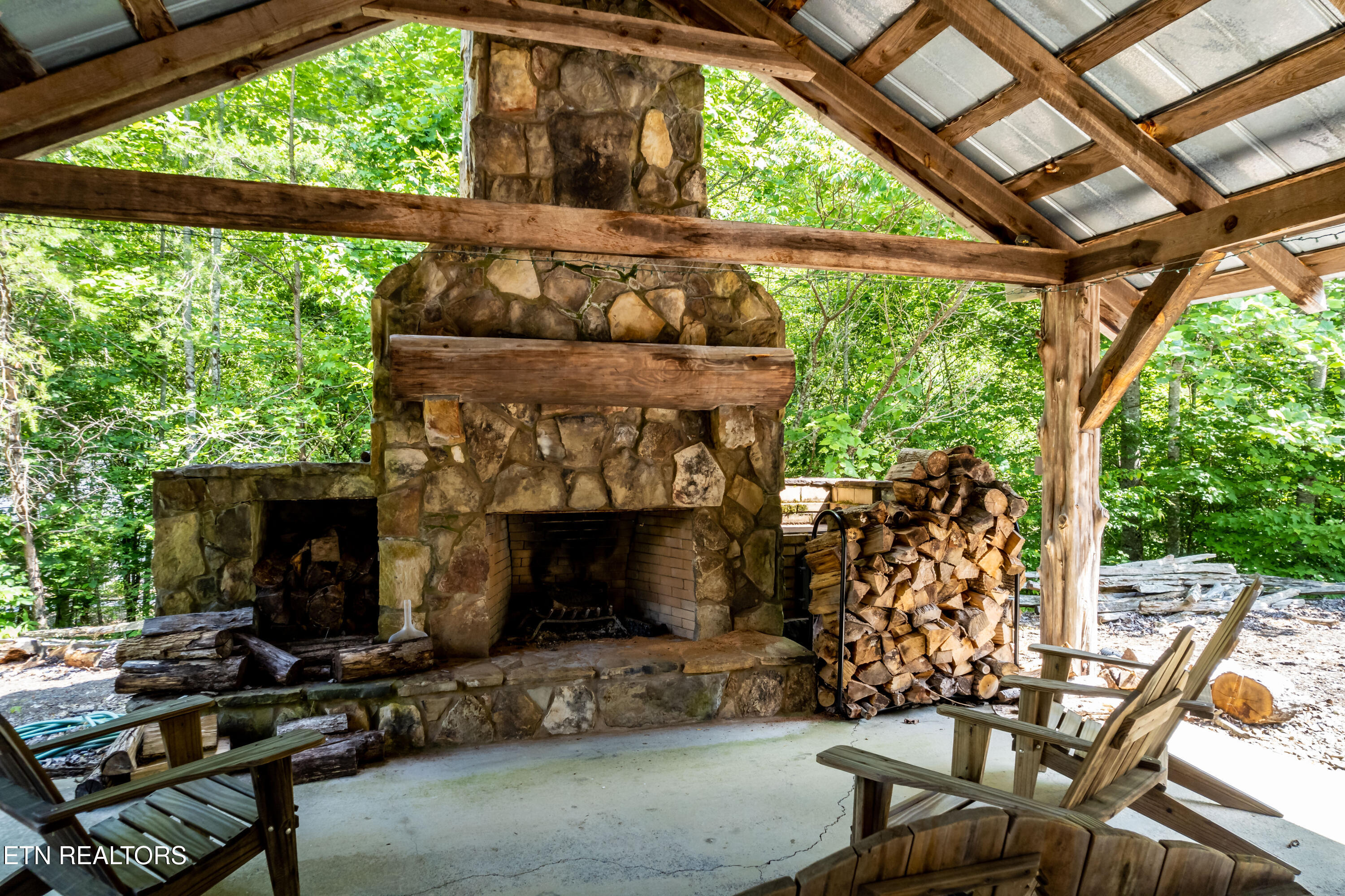 716 Tanasi Trail Townsend TN 37882