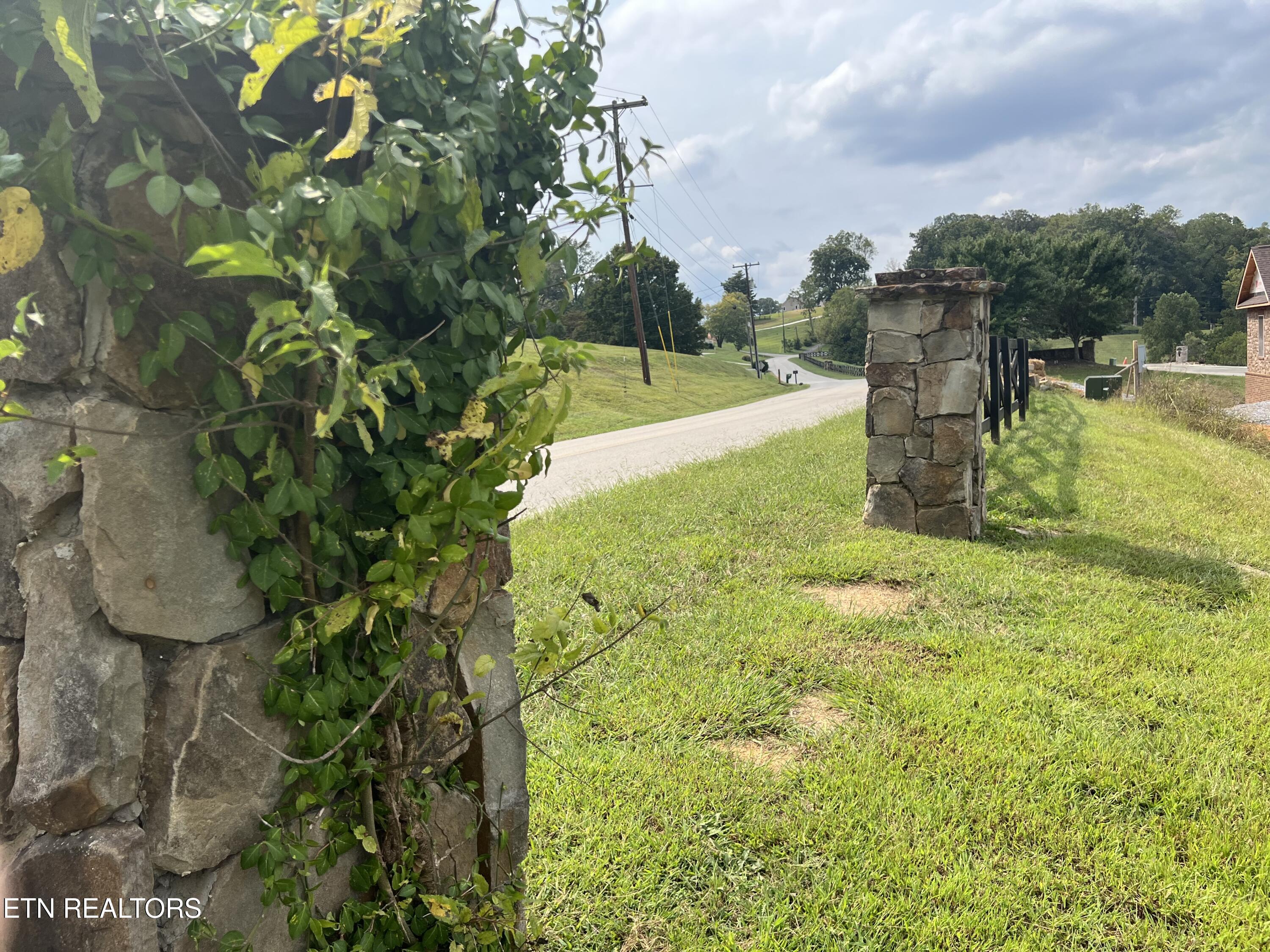 538 River Road Loudon TN 37774