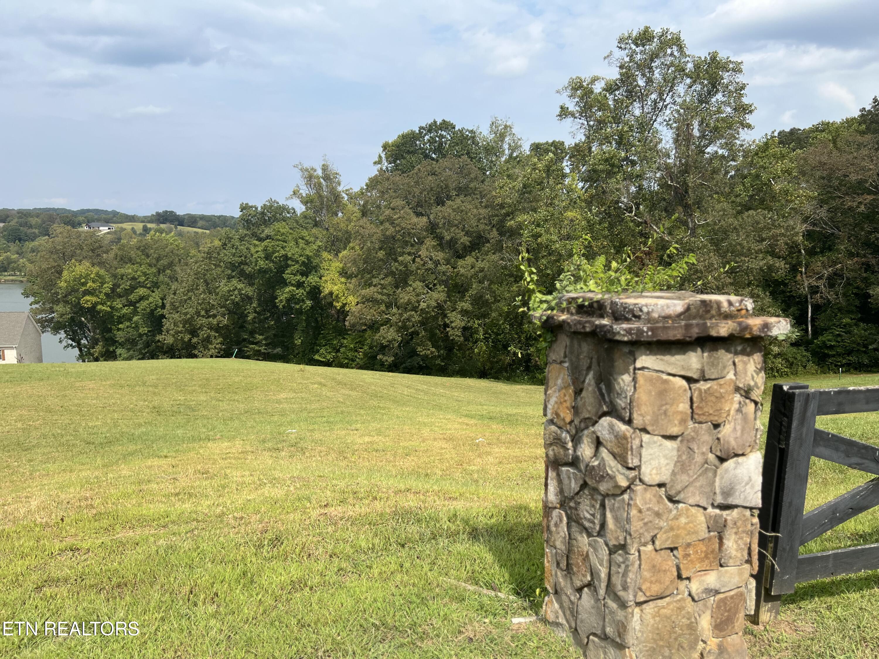 538 River Road Loudon TN 37774