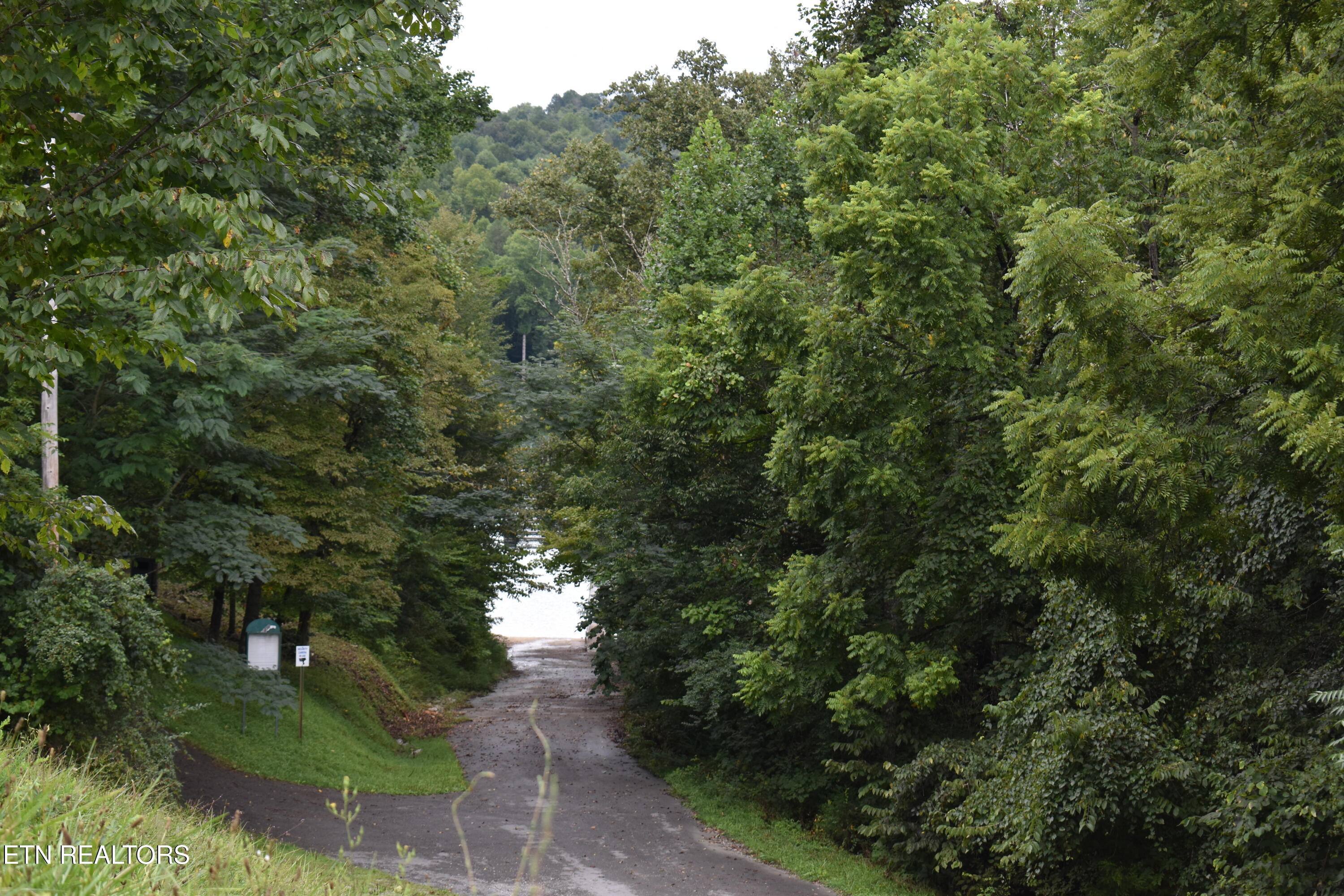 Lot 93 Saddle Ridge Drive Lafollette TN 37766