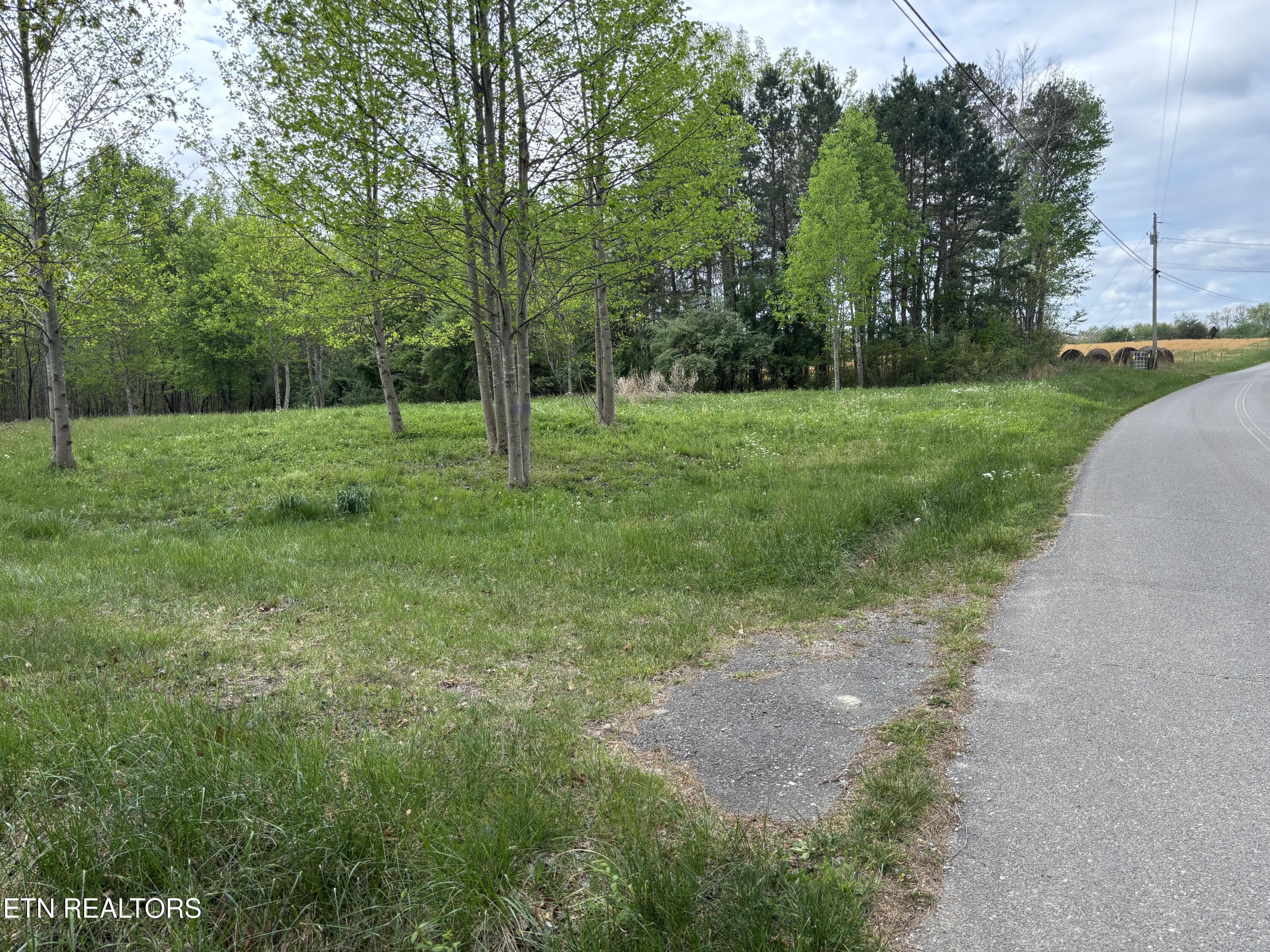 182 Nydeck Road Robbins TN 37852