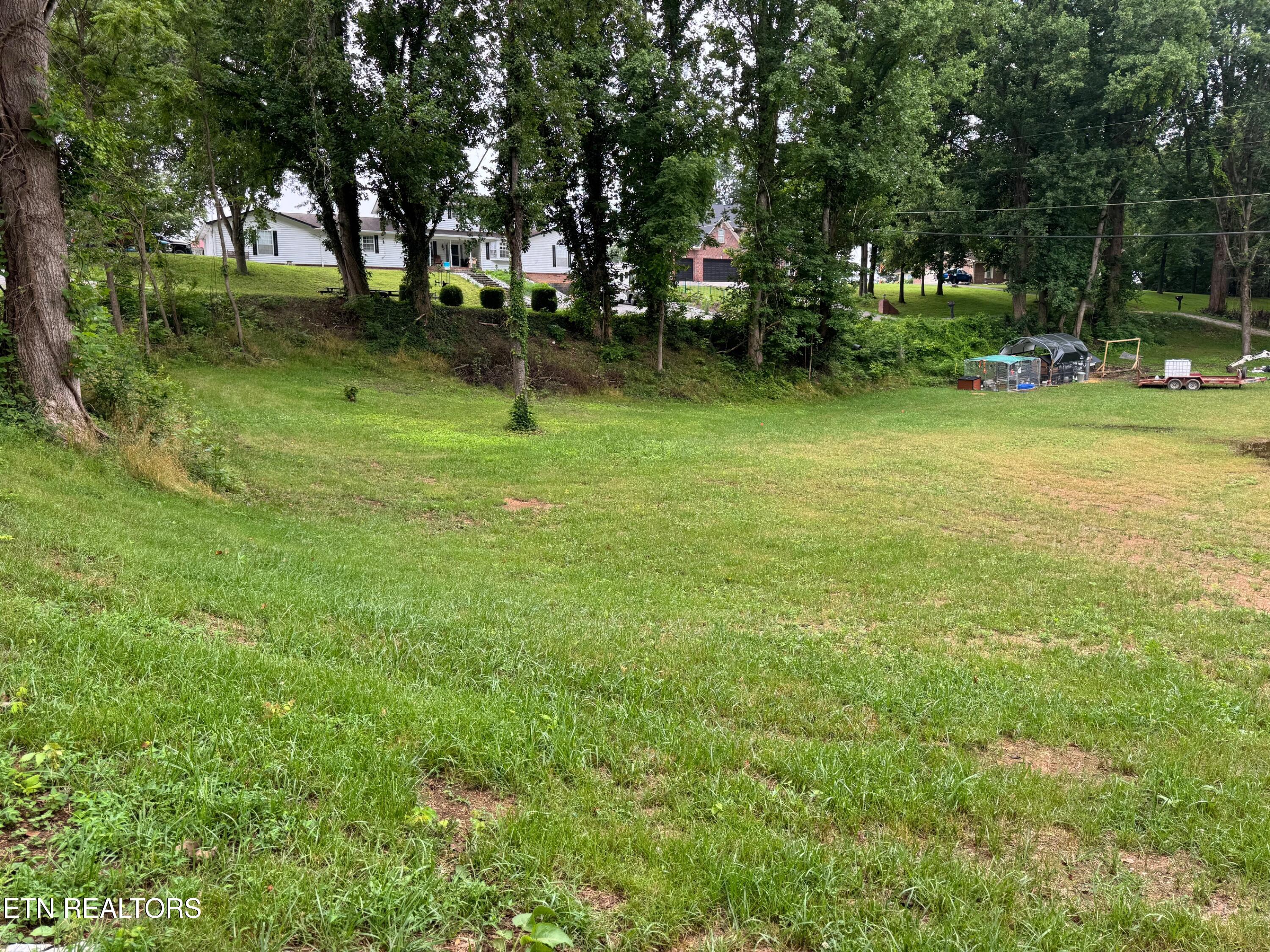 Dogwood Lane Jacksboro TN 37757