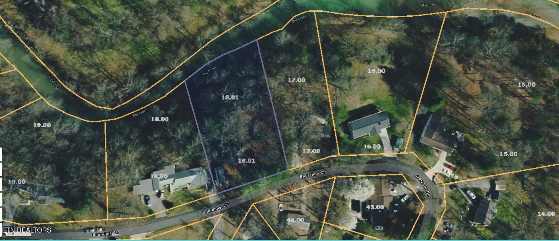 Shoreline Circle Lafollette TN 37766
