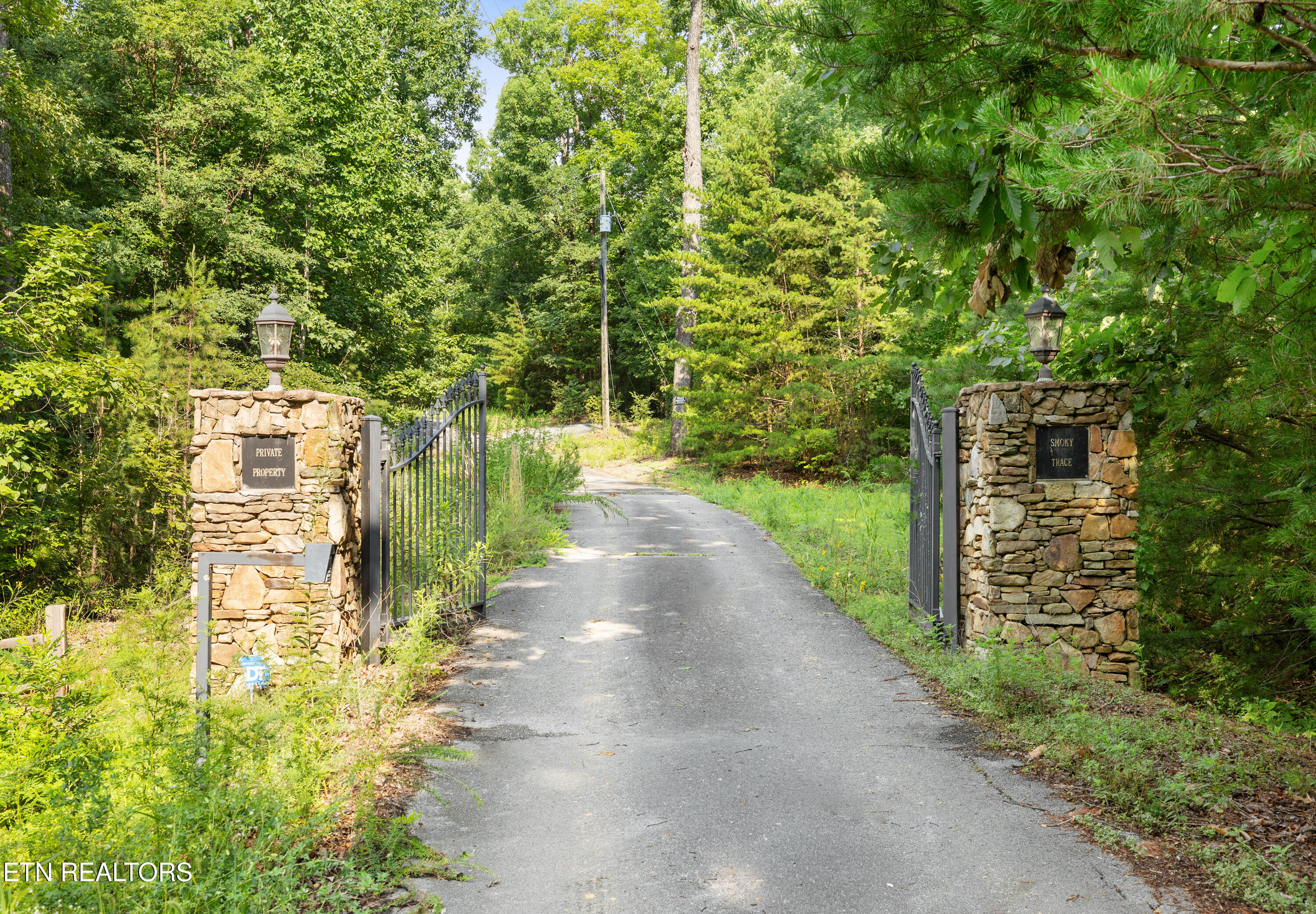 1969 Trace Way Sevierville TN 37862