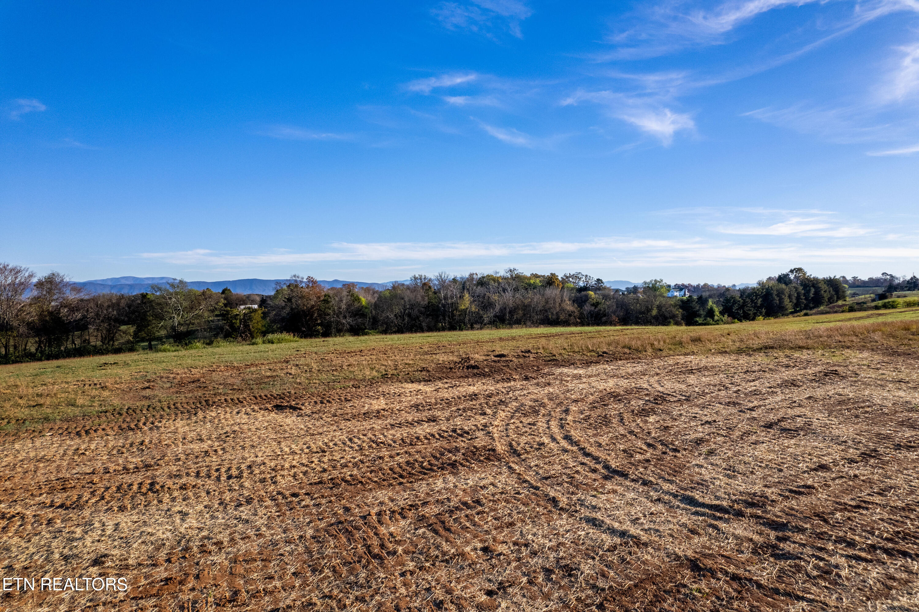 359 Meadow Road Greenback TN 37742