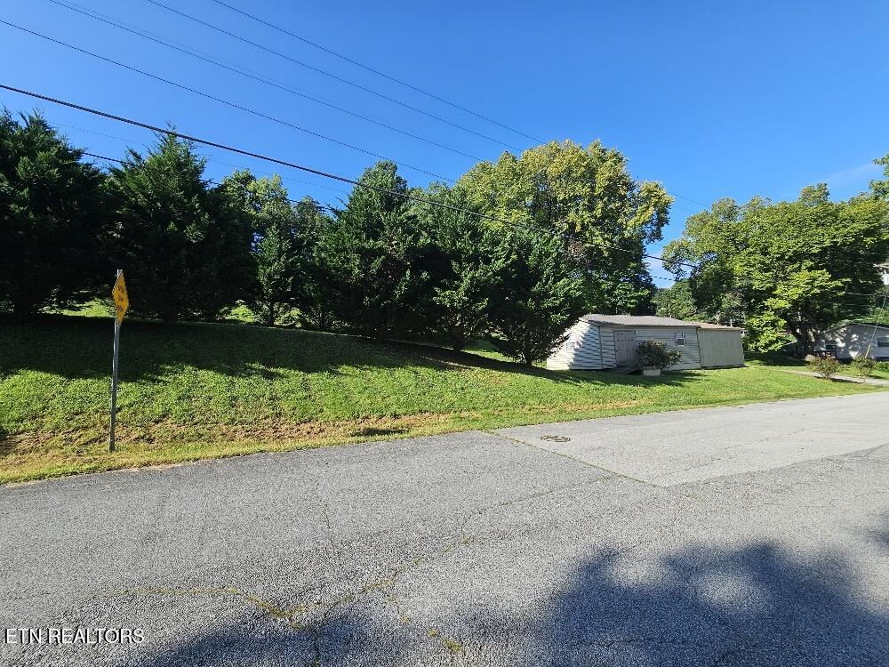 E Race Street Kingston TN 37763