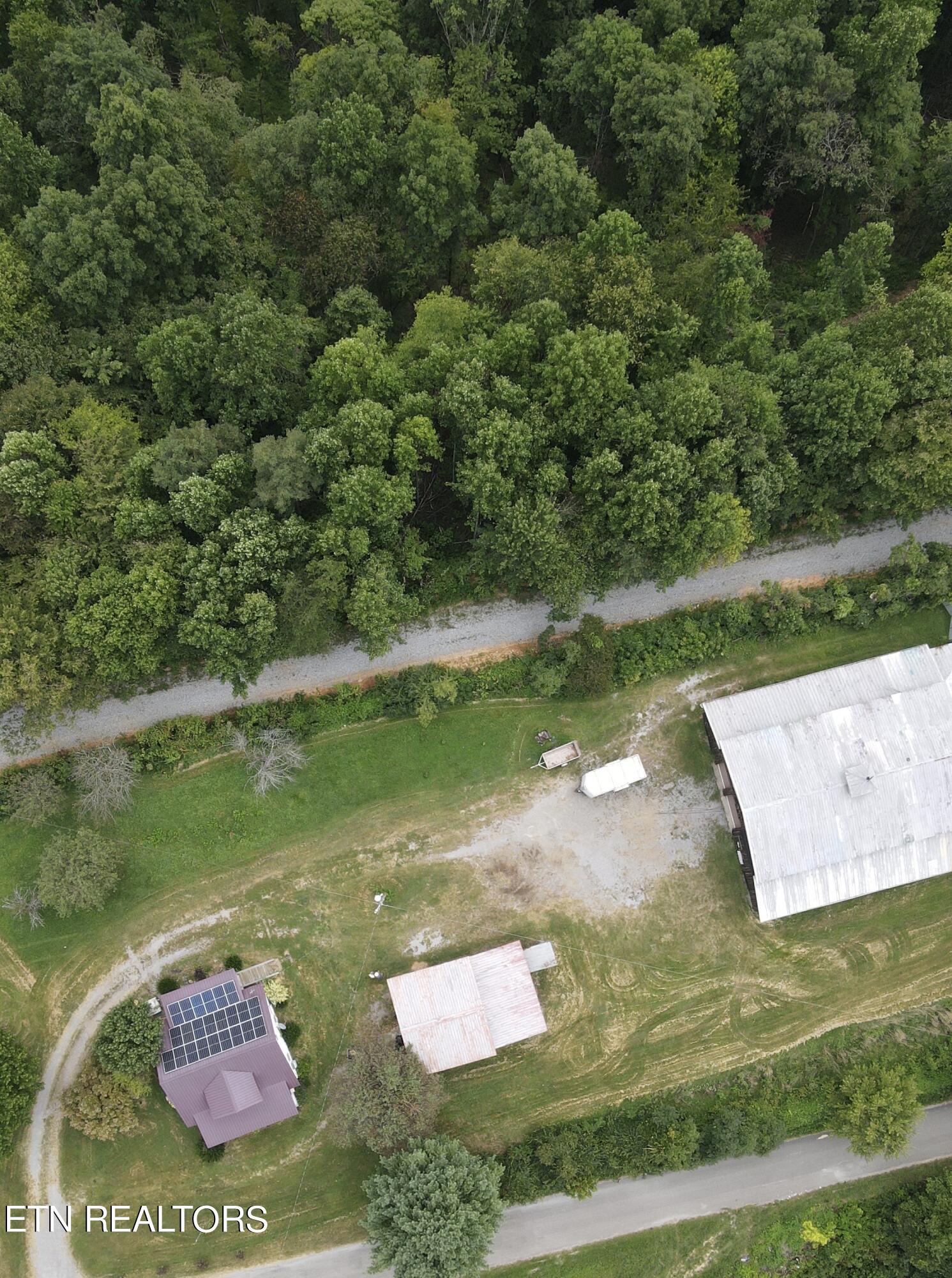 1088 Jones Ridge Road Speedwell TN 37870