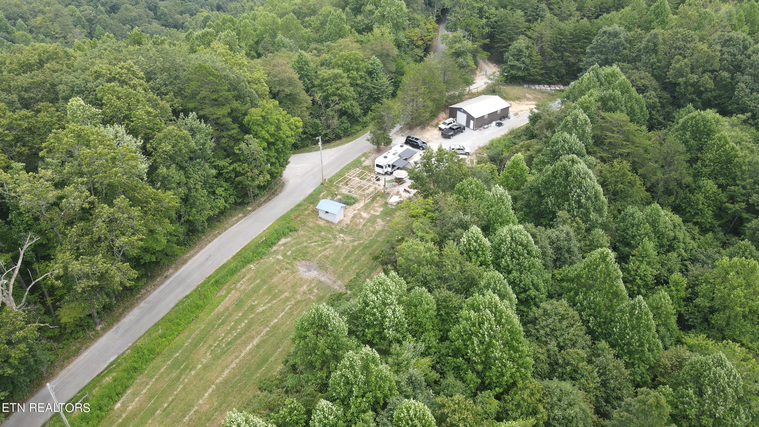 1088 Jones Ridge Road Speedwell TN 37870