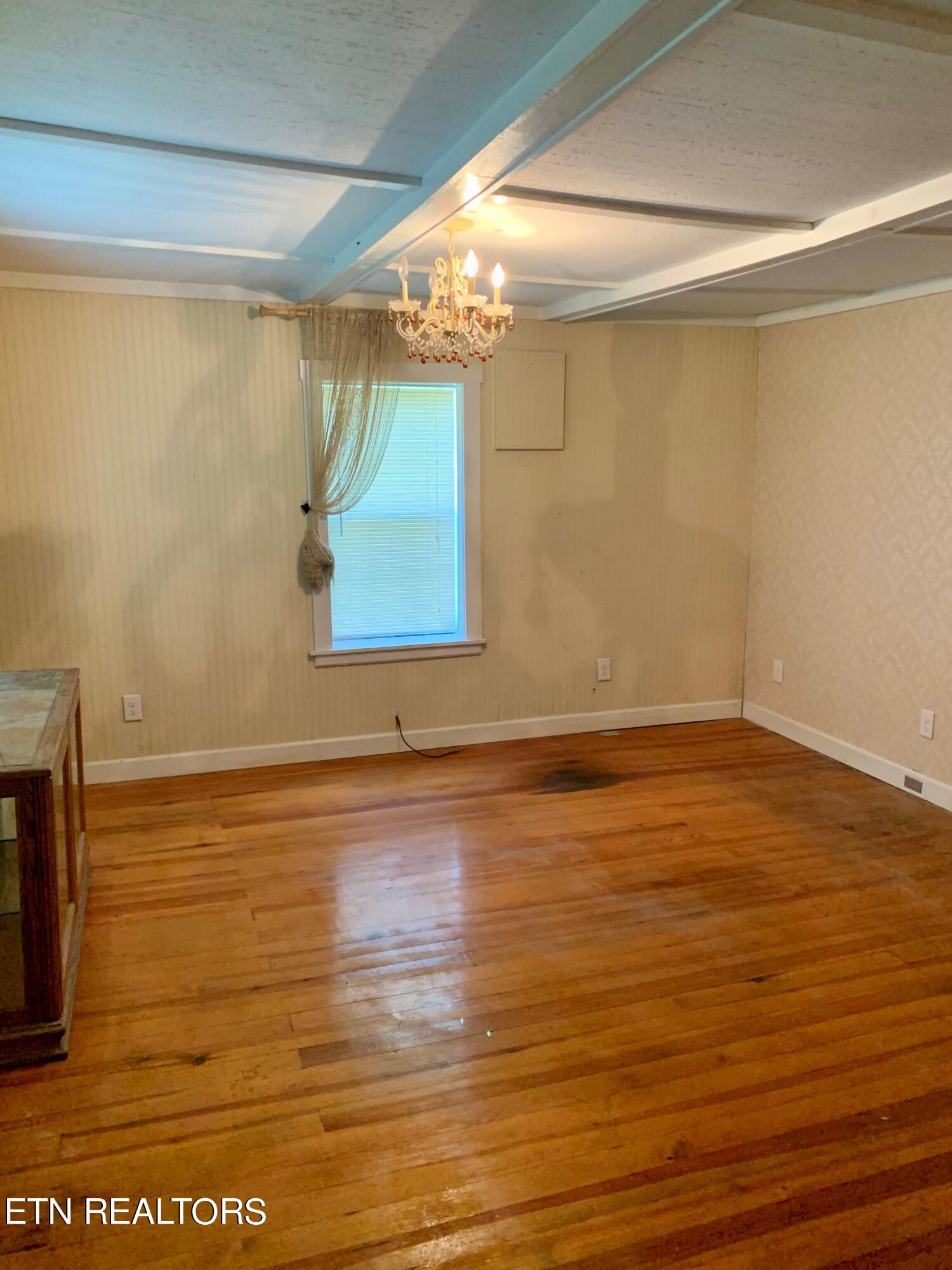 1088 Jones Ridge Road Speedwell TN 37870