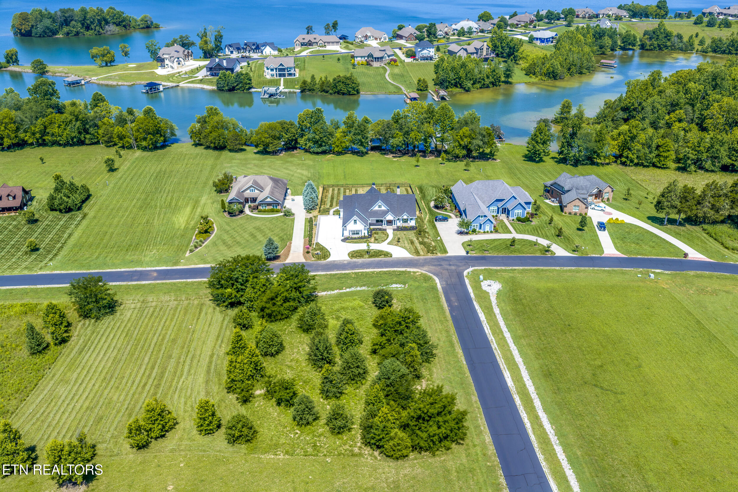 271 W Shore Drive Rockwood TN 37854