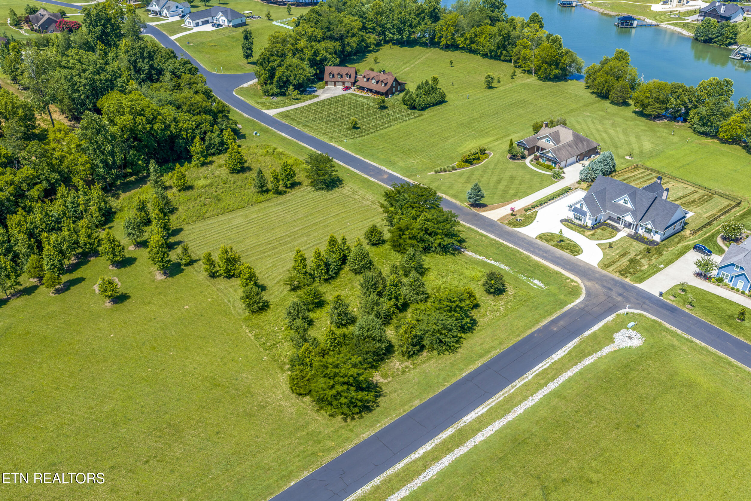 271 W Shore Drive Rockwood TN 37854