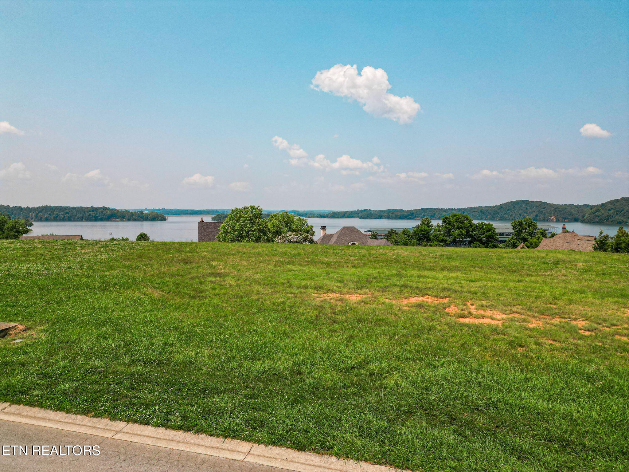 379 Cypress Pointe Drive Lenoir City TN 37772