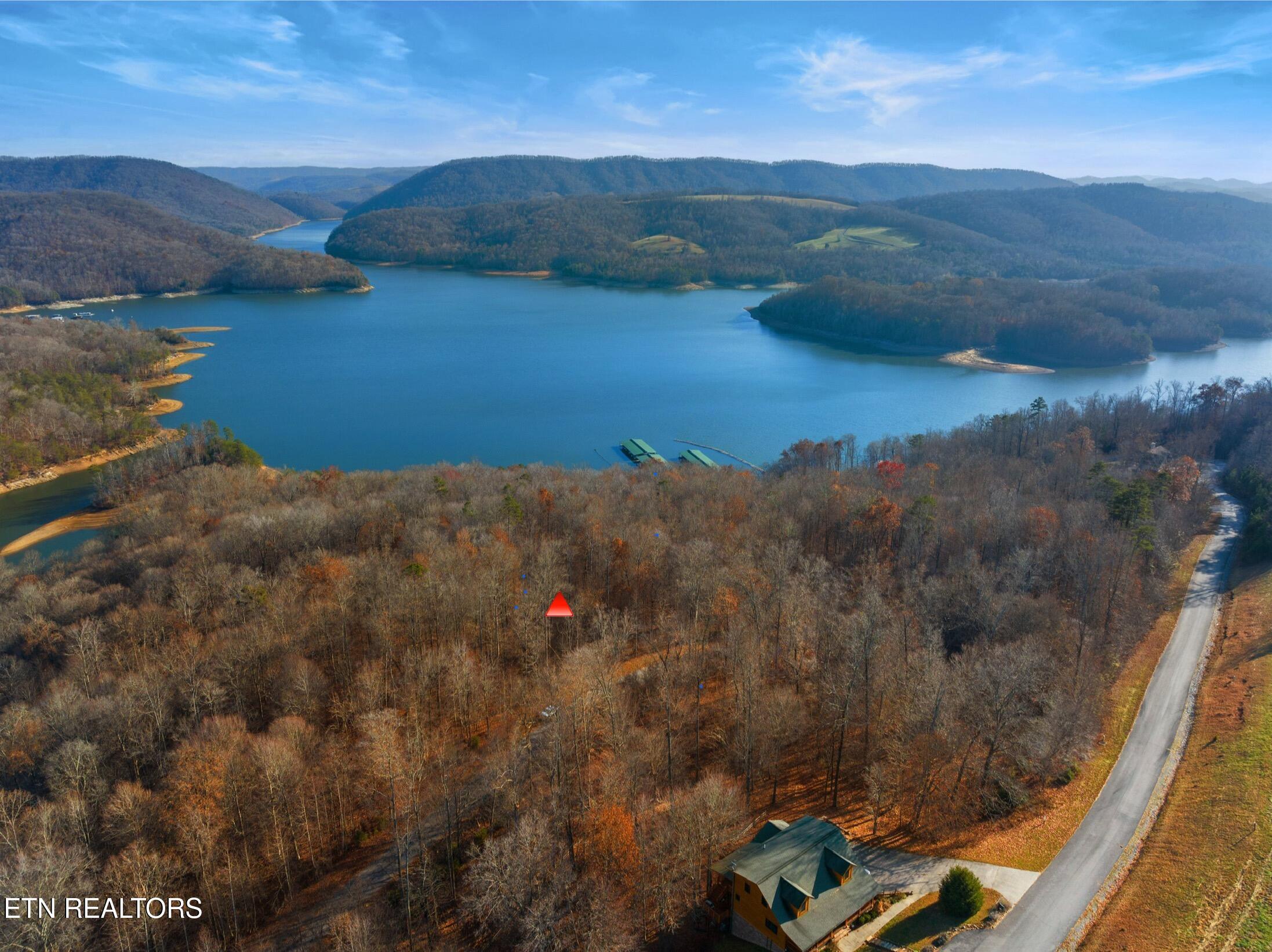 527 & 528 Garnet Trail New Tazewell TN 37825