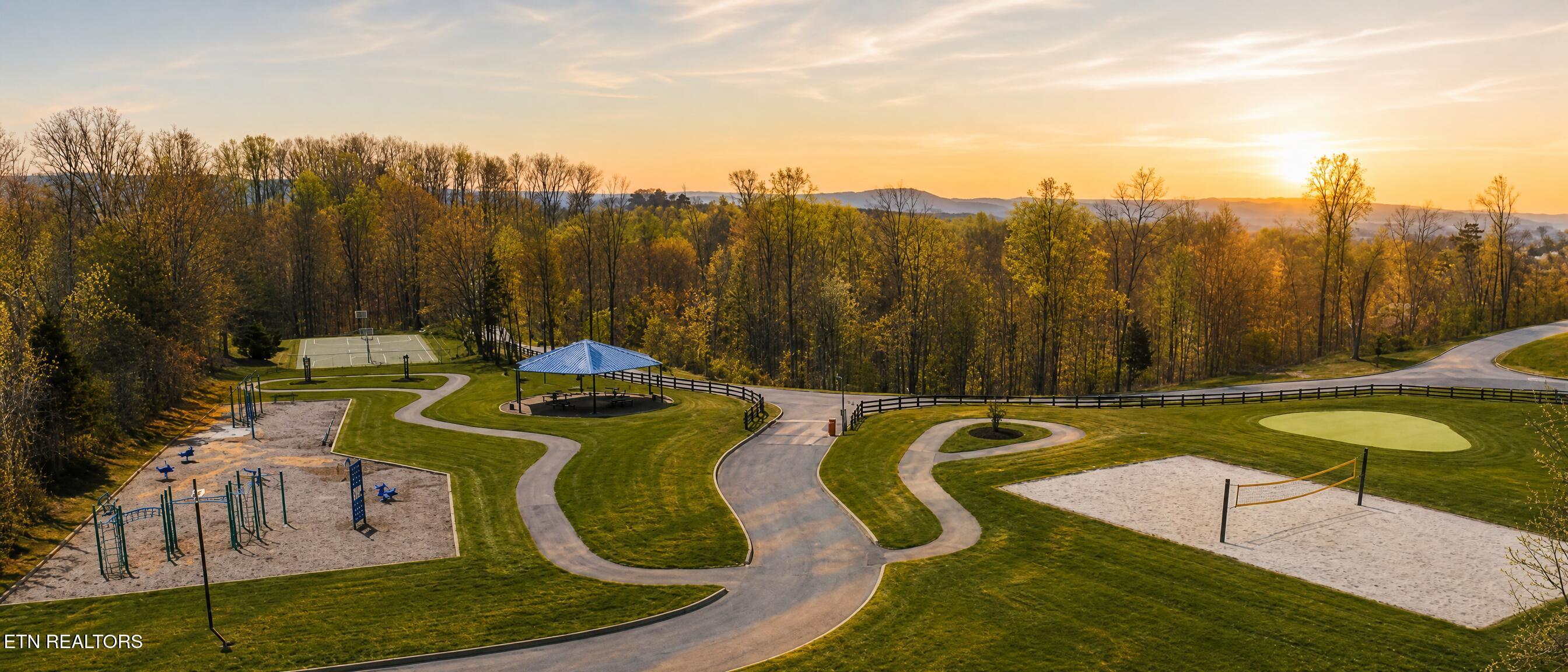 Tanzanite Trail New Tazewell TN 37825
