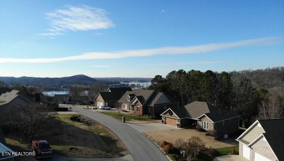 160 Pointe Summit Drive Greenback TN 37742