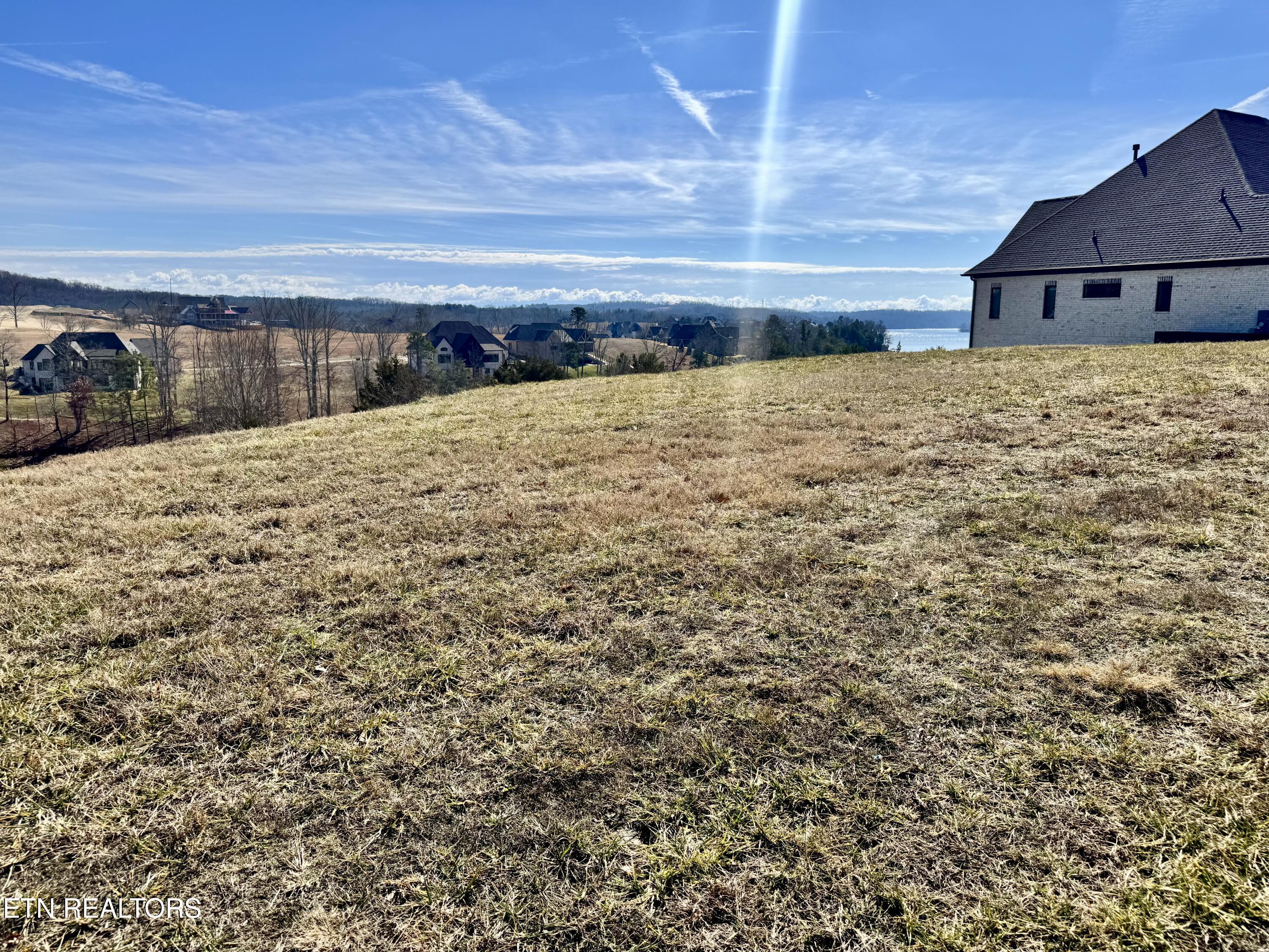 585 Zepher Drive Lenoir City TN 37772