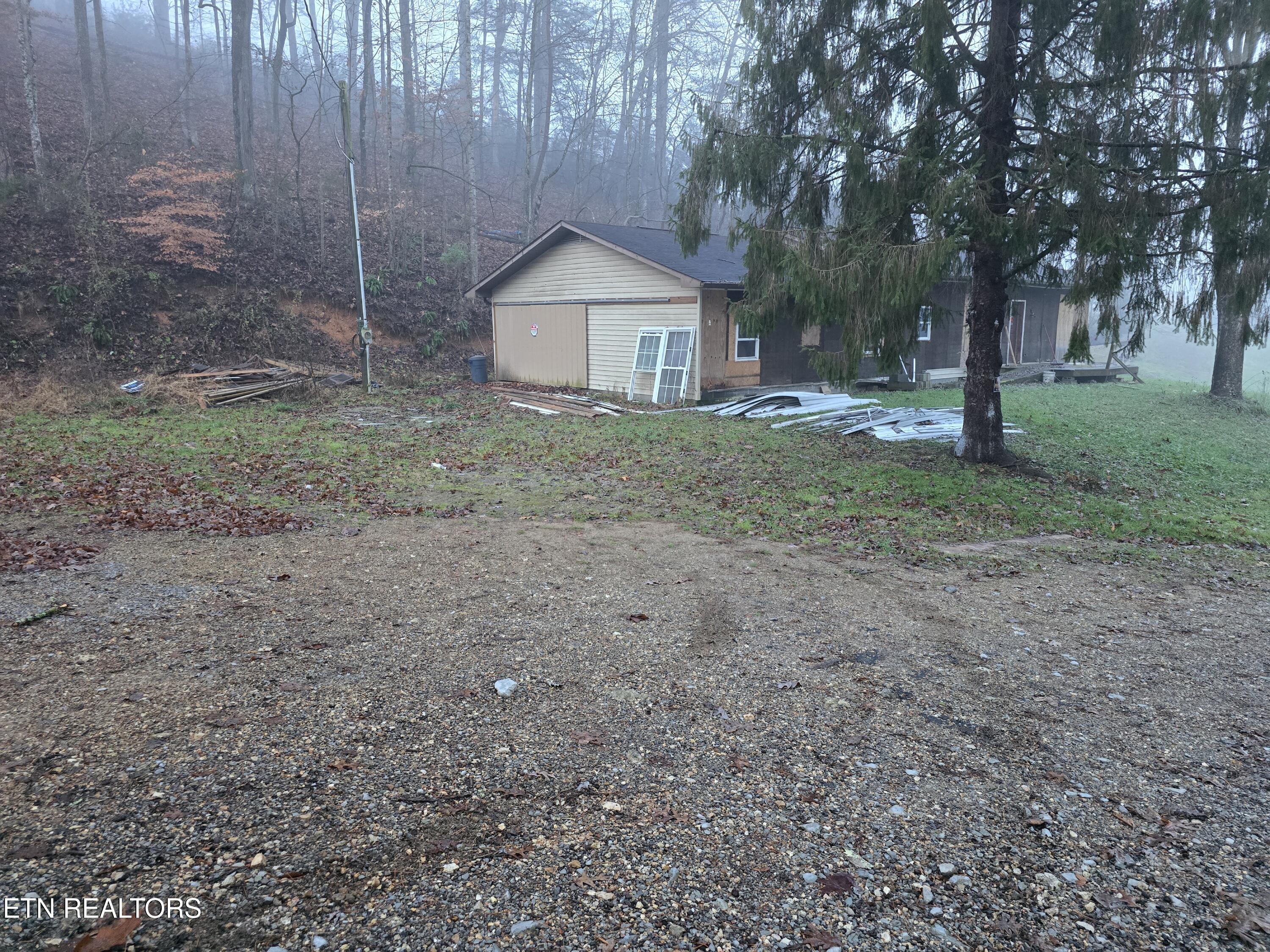 671 Shipley Ridge Road Tazewell TN 37879