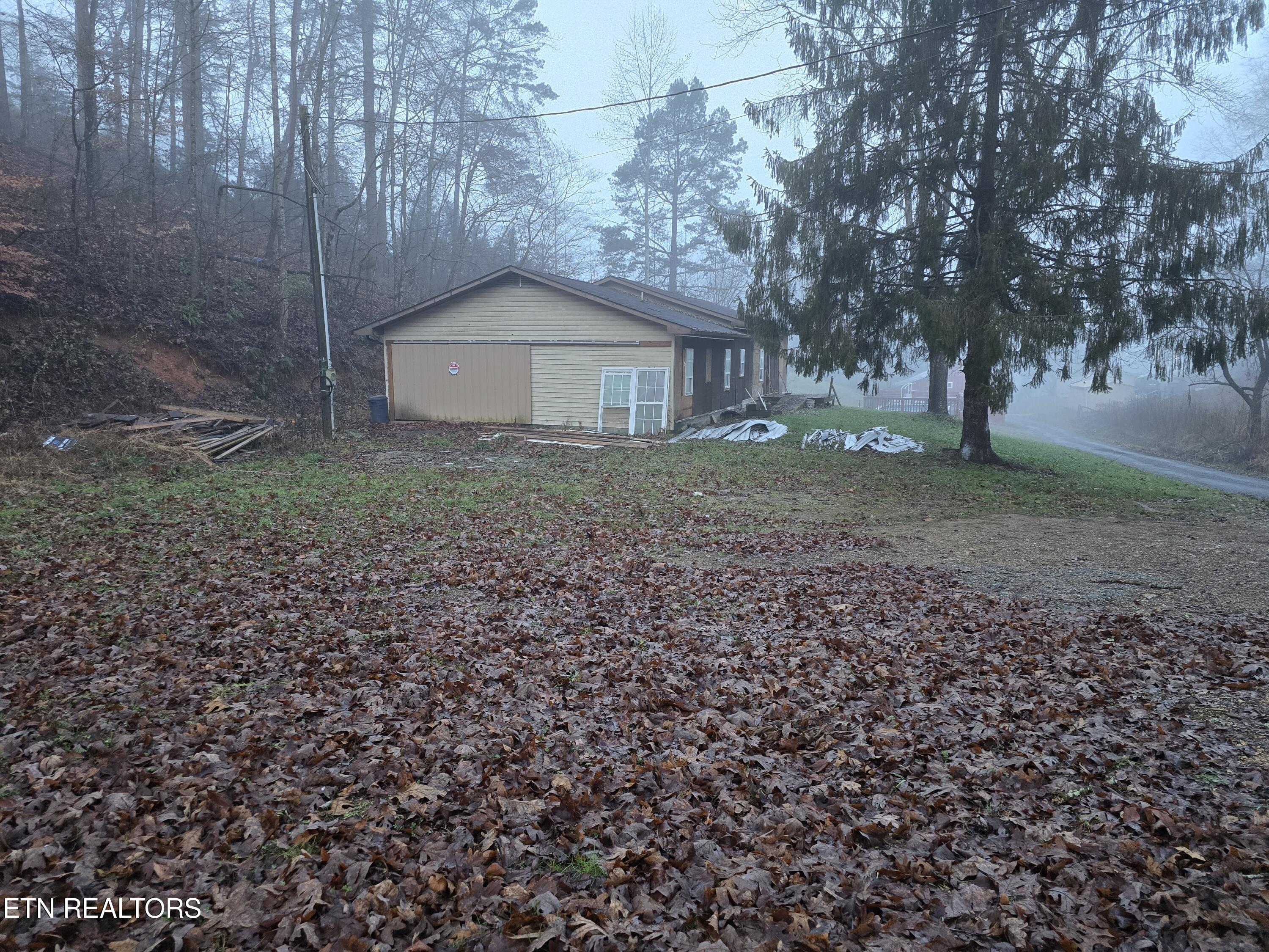 671 Shipley Ridge Road Tazewell TN 37879