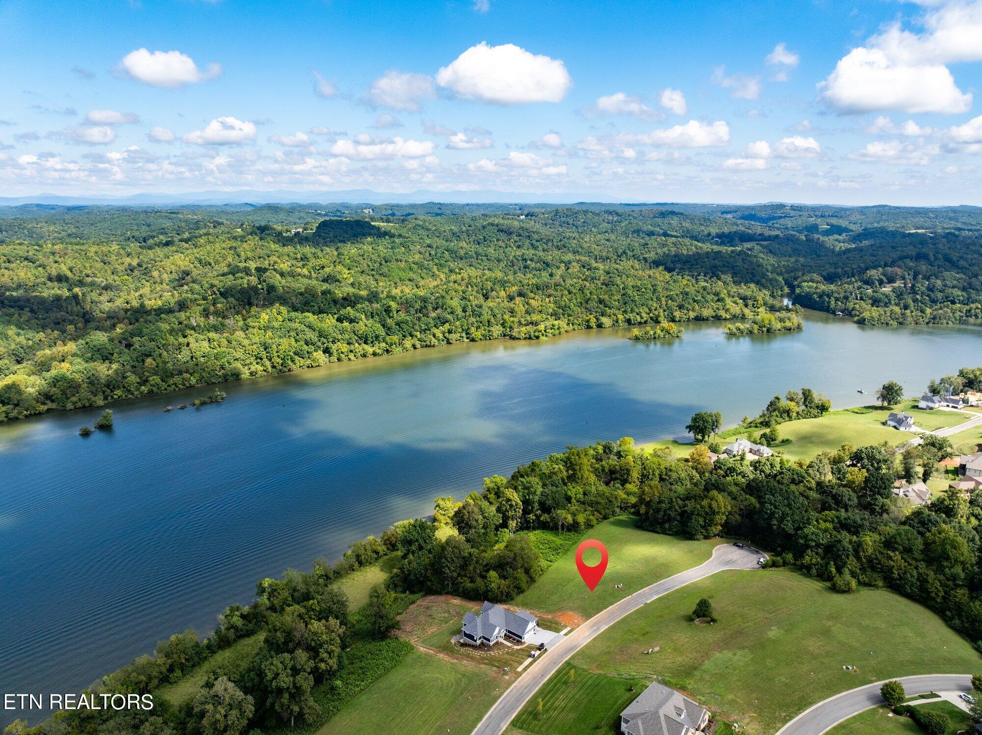 891 River Bank Trail Loudon TN 37774