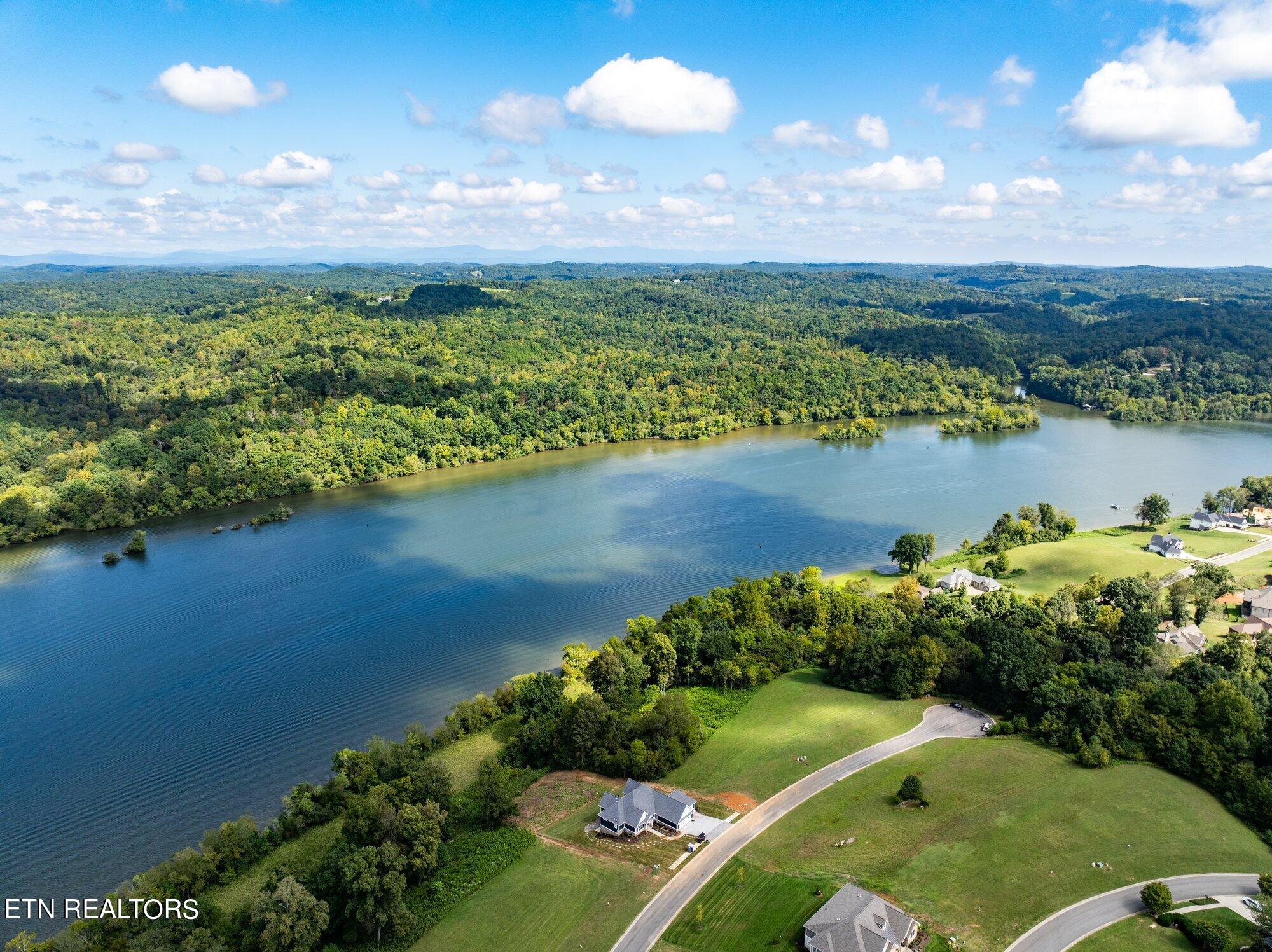 891 River Bank Trail Loudon TN 37774
