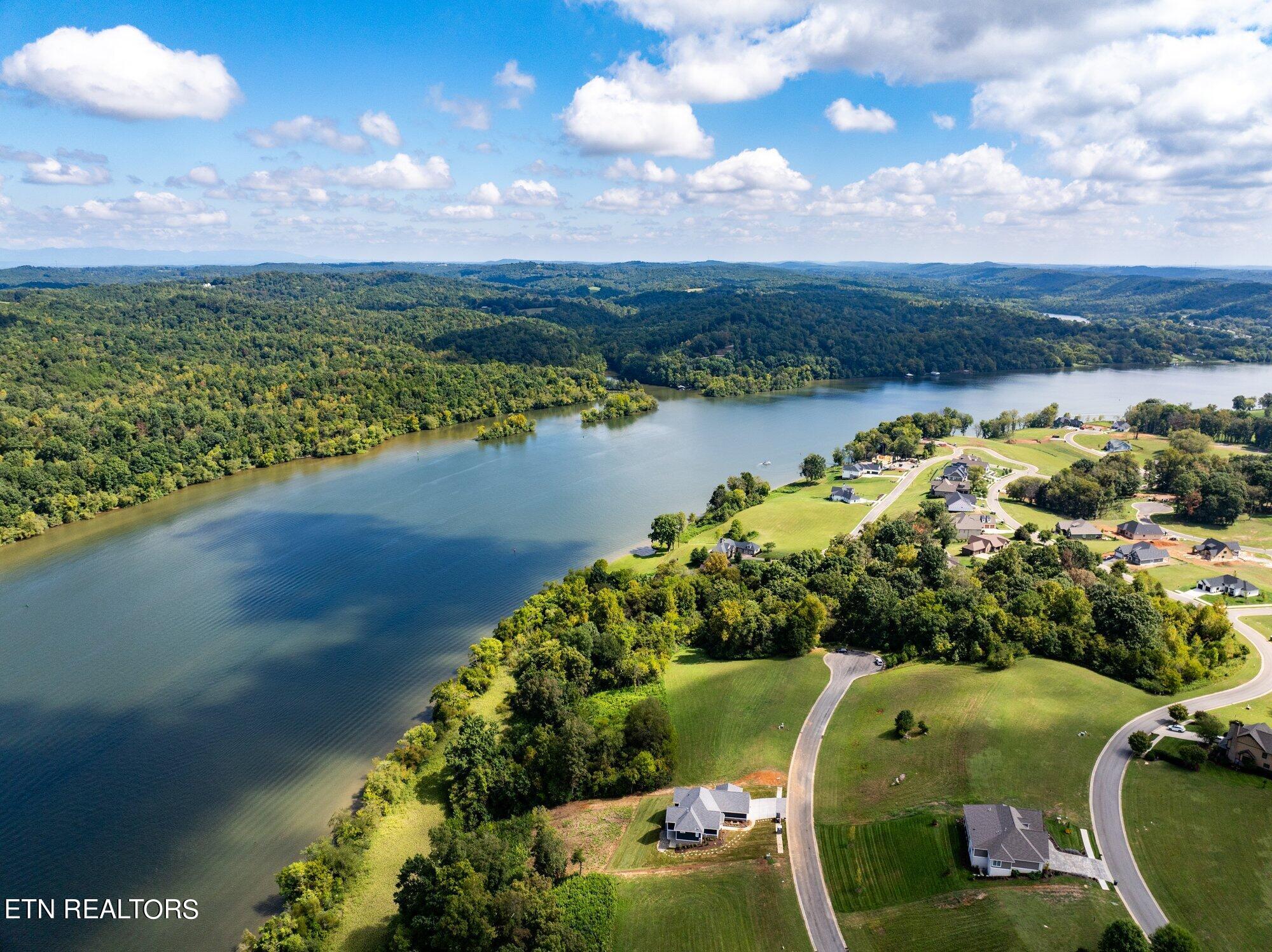 891 River Bank Trail Loudon TN 37774