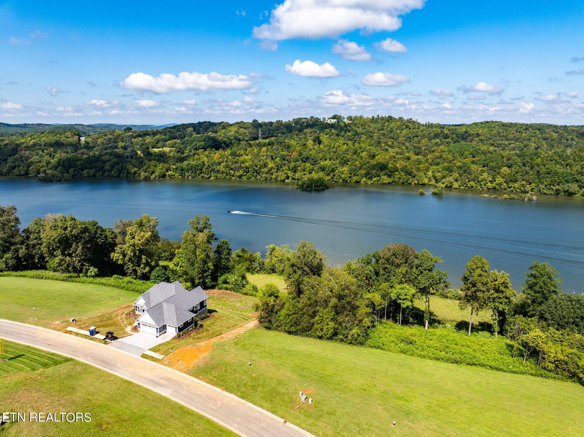 891 River Bank Trail Loudon TN 37774