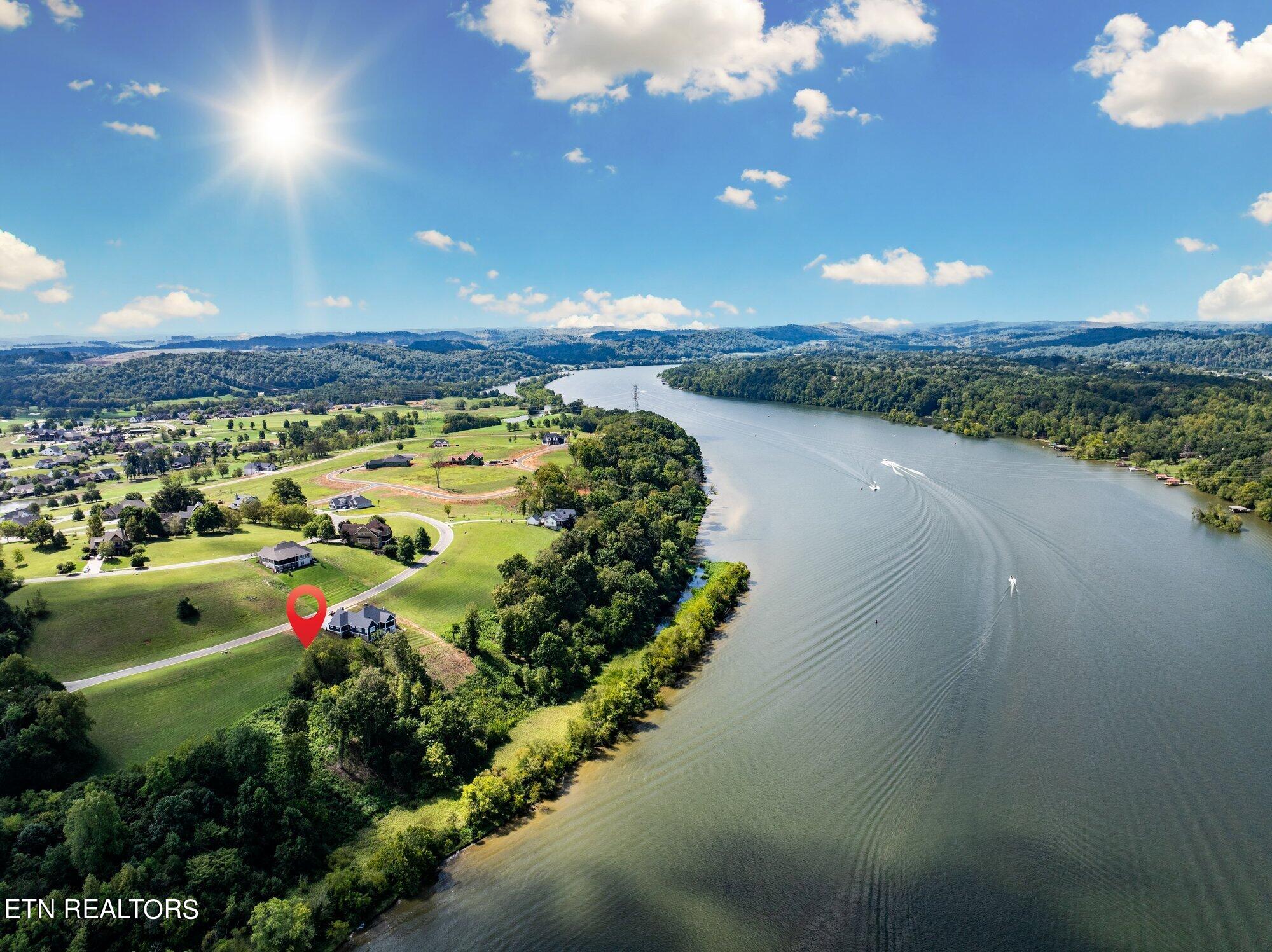 891 River Bank Trail Loudon TN 37774