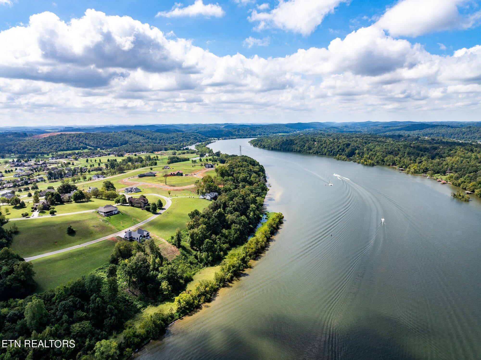 891 River Bank Trail Loudon TN 37774